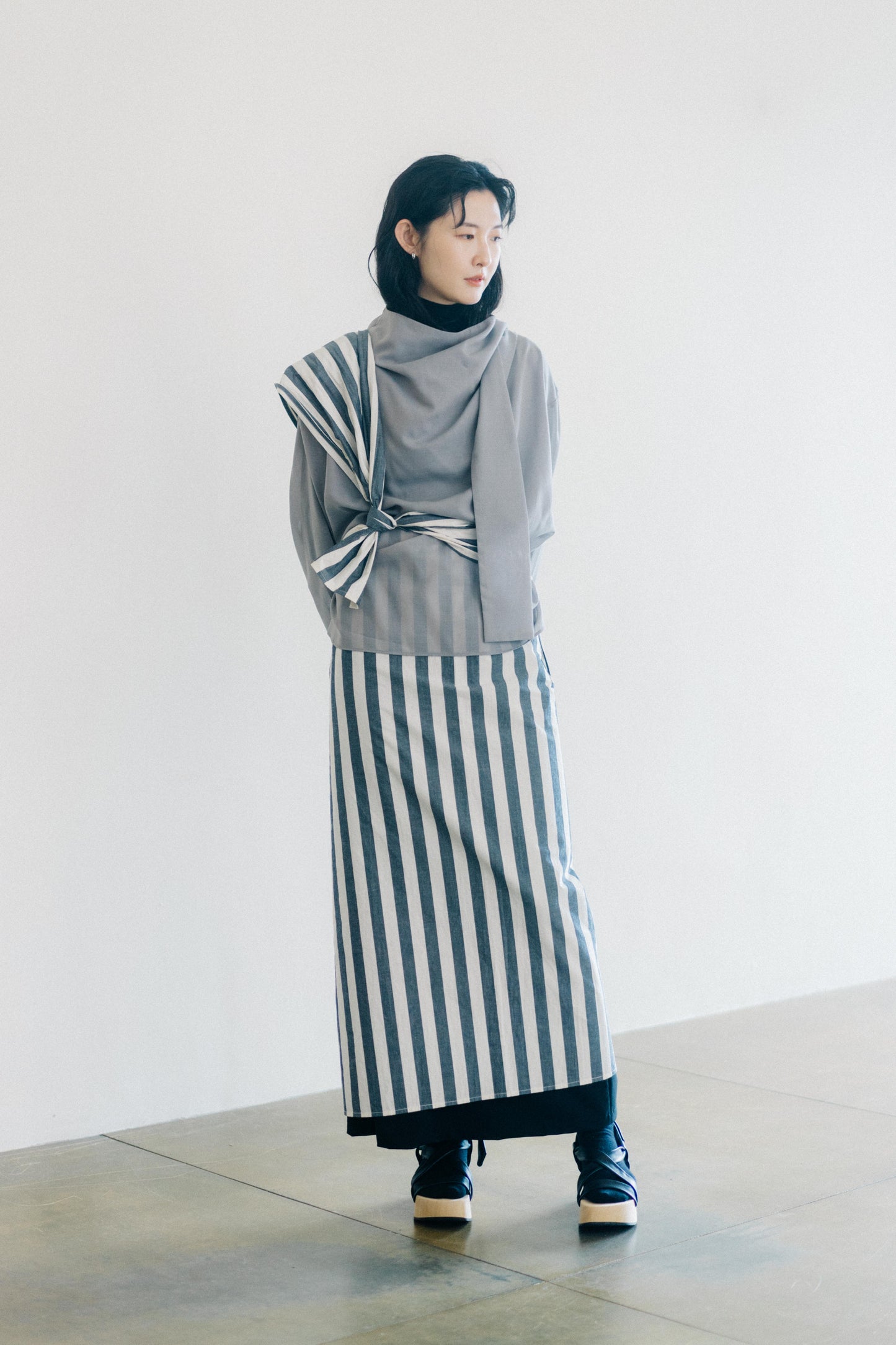 oversized tied-neck top (in-stock)