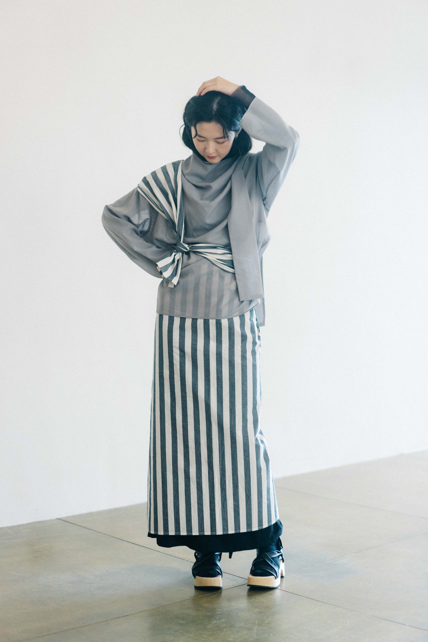 oversized tied-neck top (in-stock)
