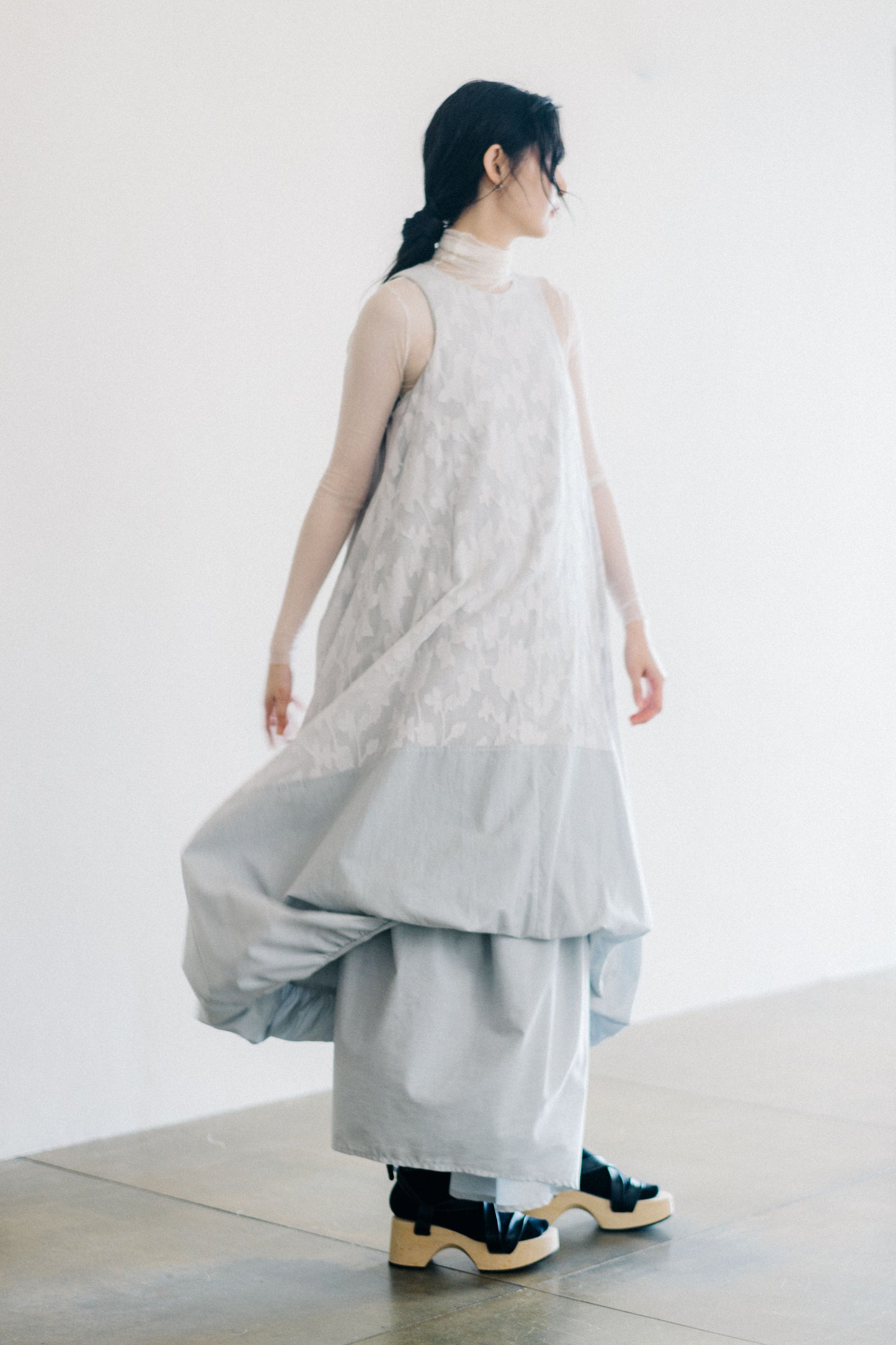 effortless elegance - sheer jacquard sleeveless cloud dress