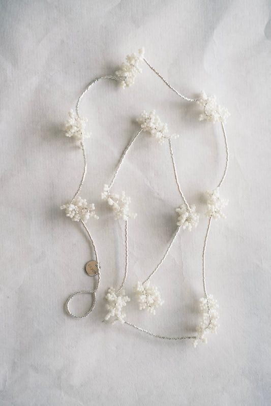 handmade beads necklace - silver snow (pre-order)