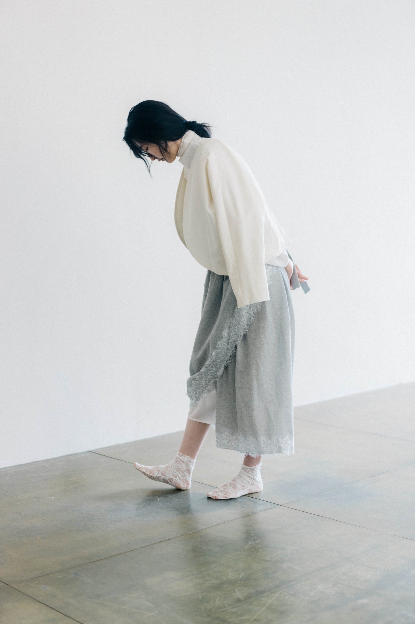 wool curved coat (pre-order)