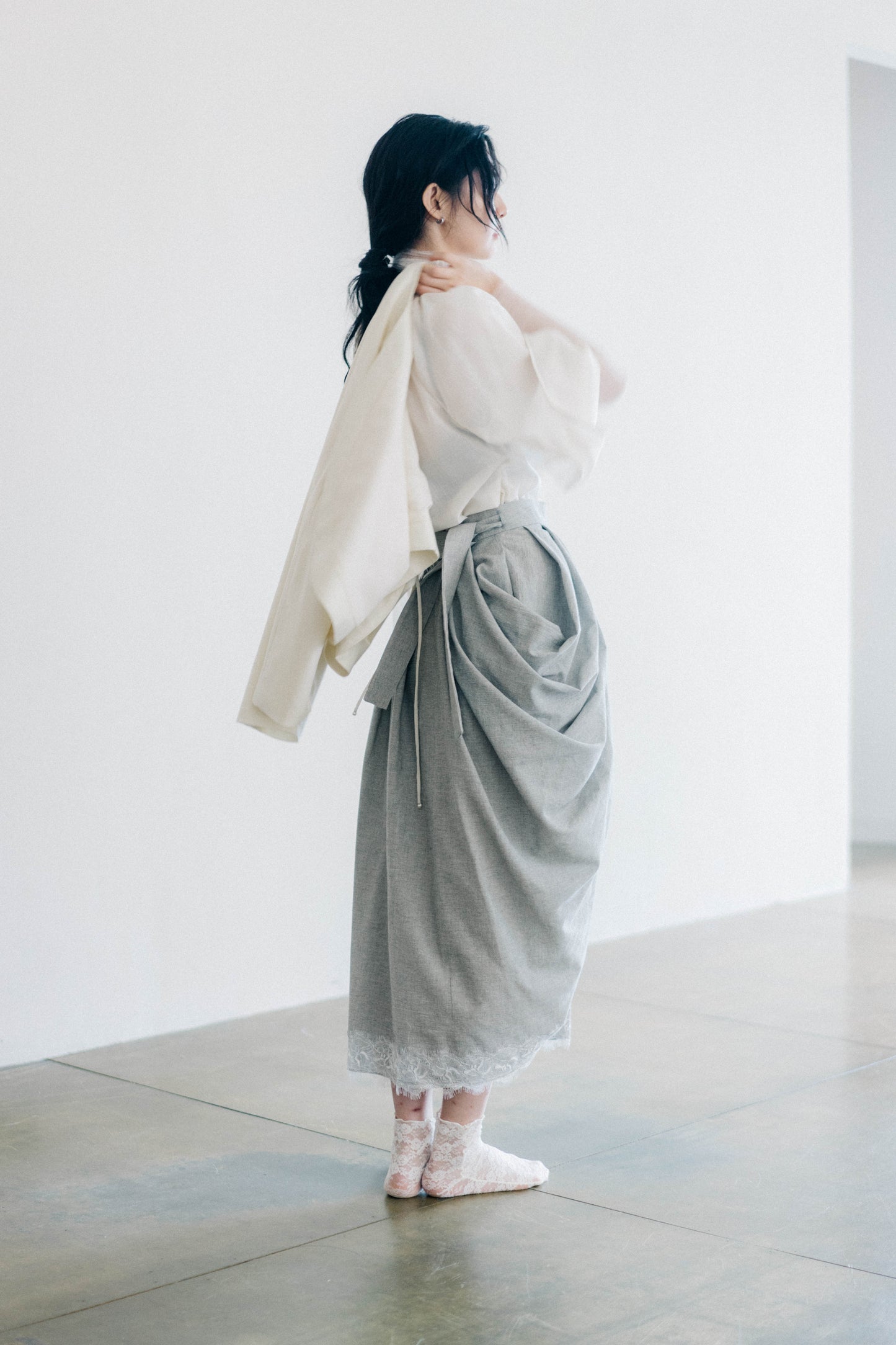 wool curved coat (pre-order)