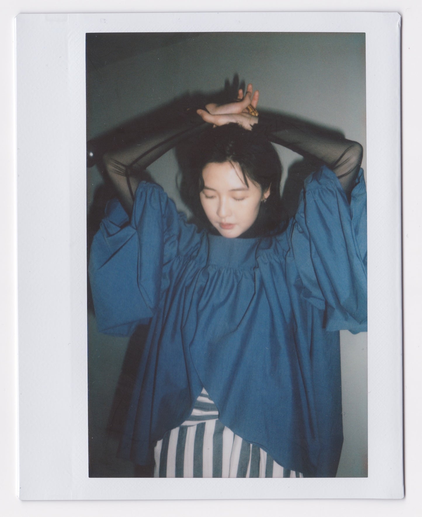 wide-sleeved with gathering double layers top (in-stock)