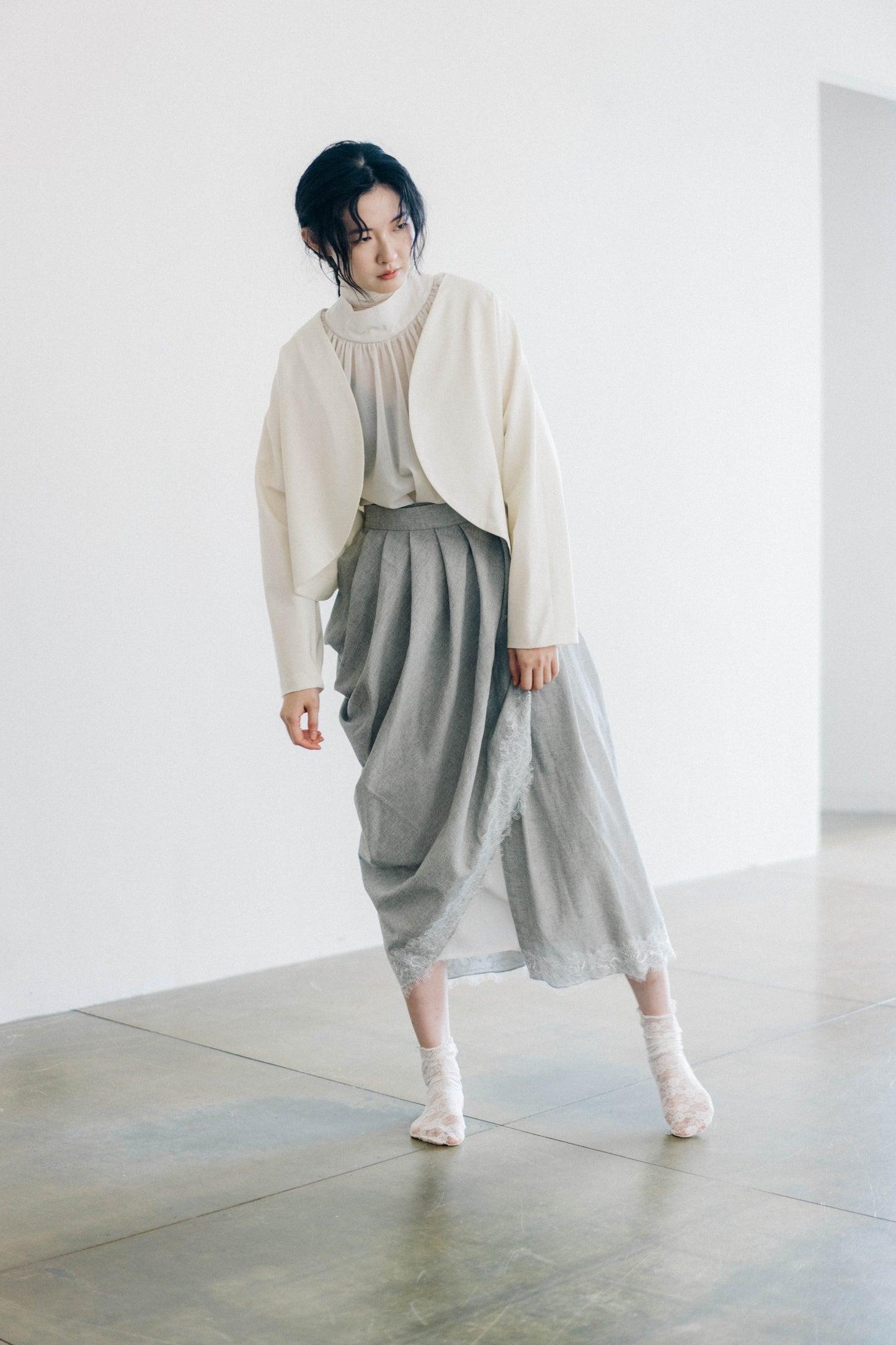 wool curved coat (pre-order)