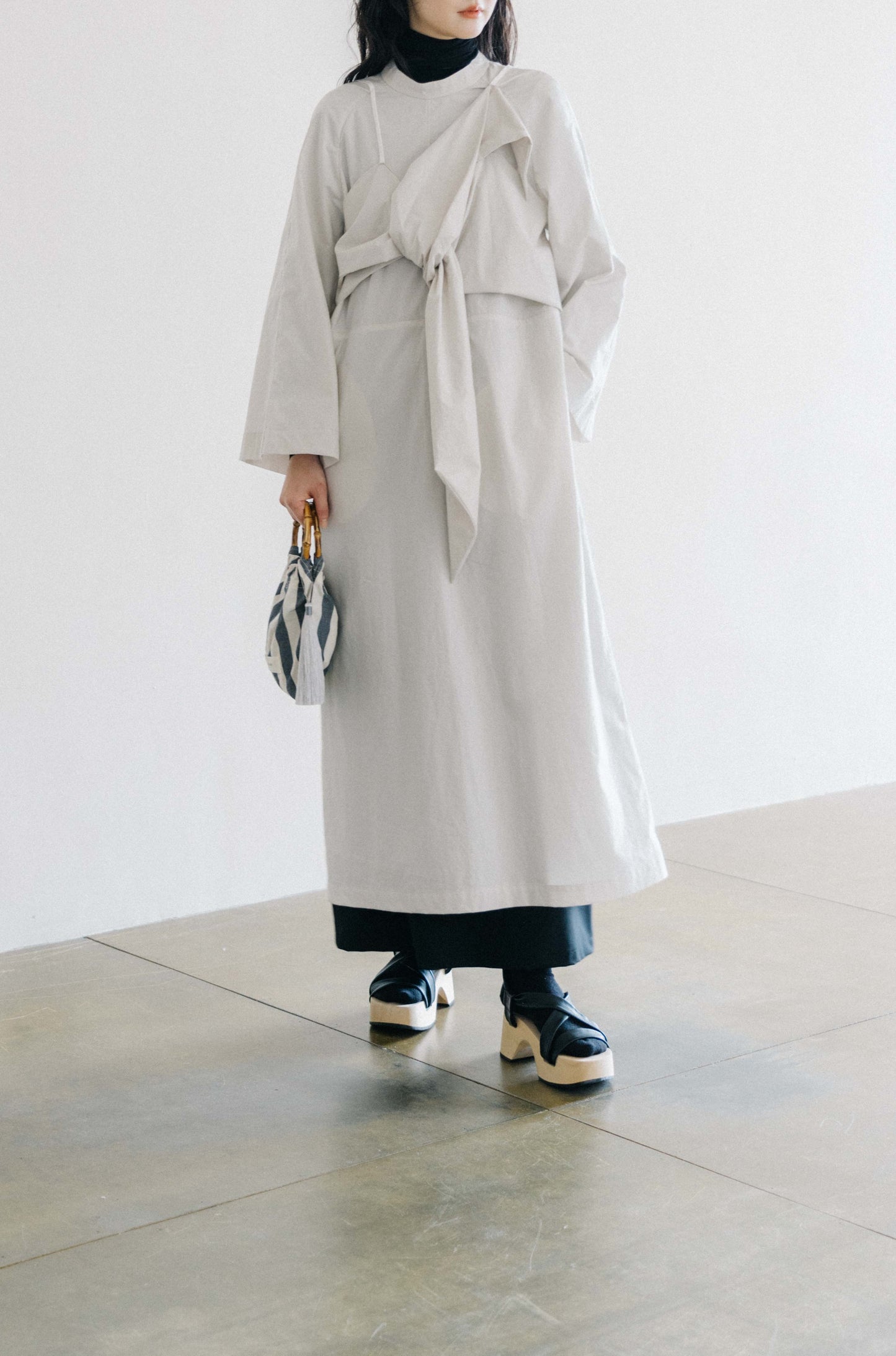knot-draped grey long-sleeves dress (in-stock)