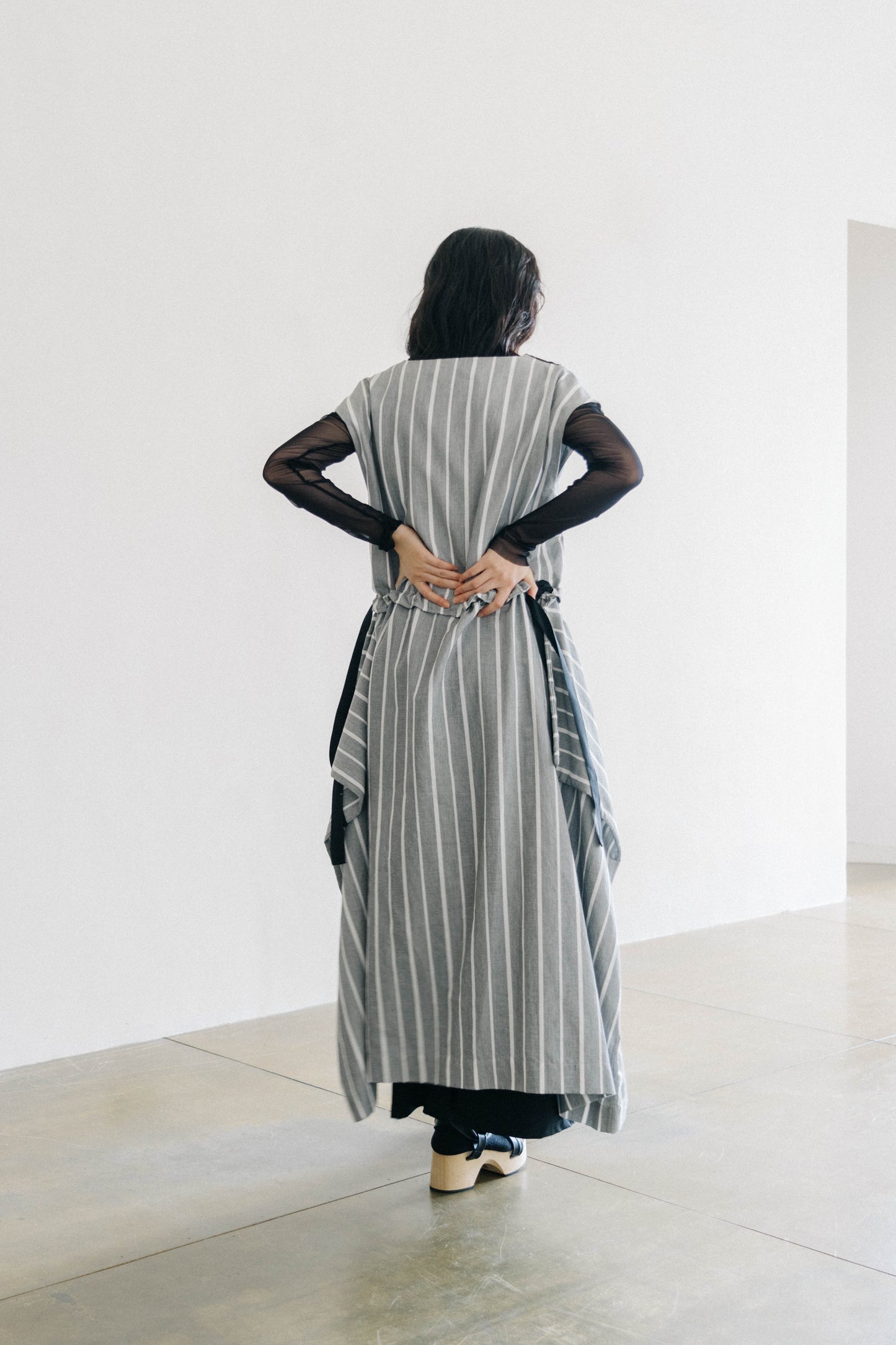 striped square-dress with black lace (pre-order)