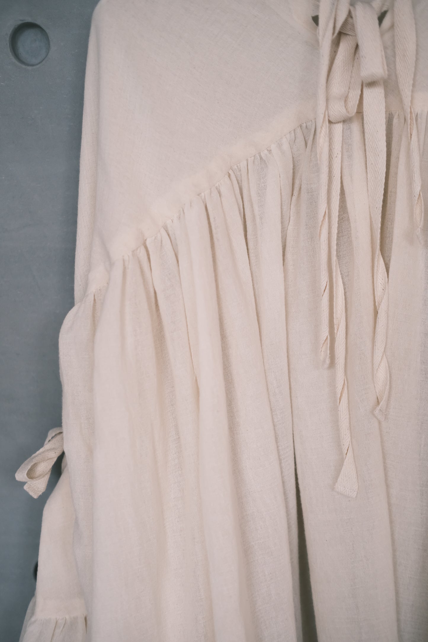 wide sleeved with gathering double layers top - beige (in-stock)