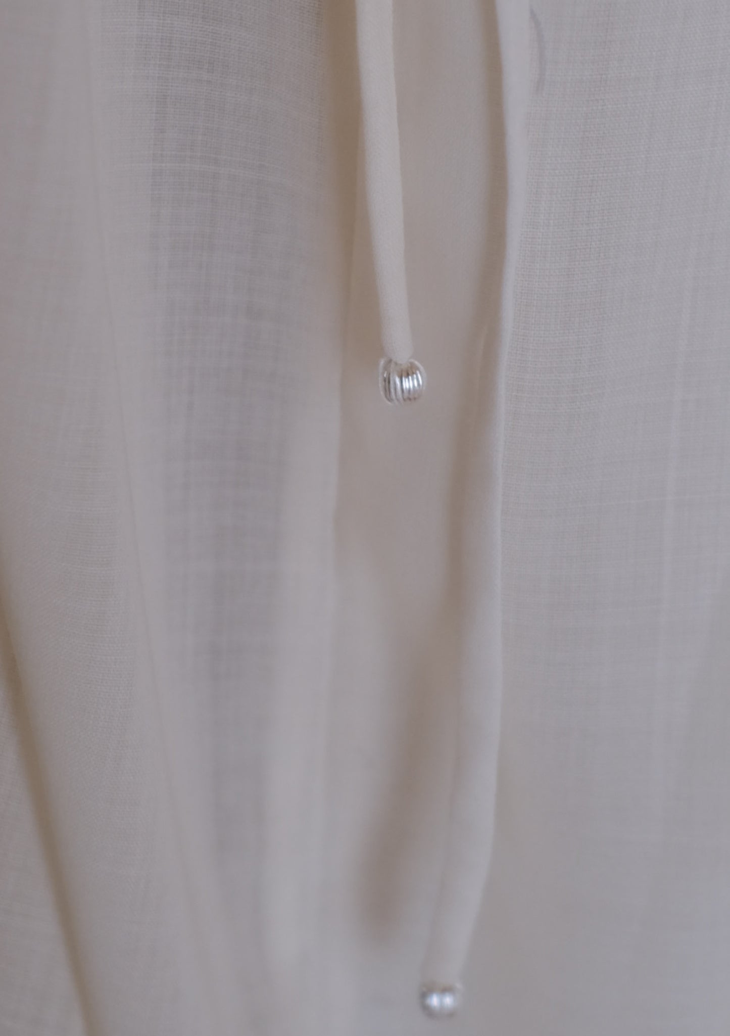 wide sleeves gathered dress- ivory (in-stock)