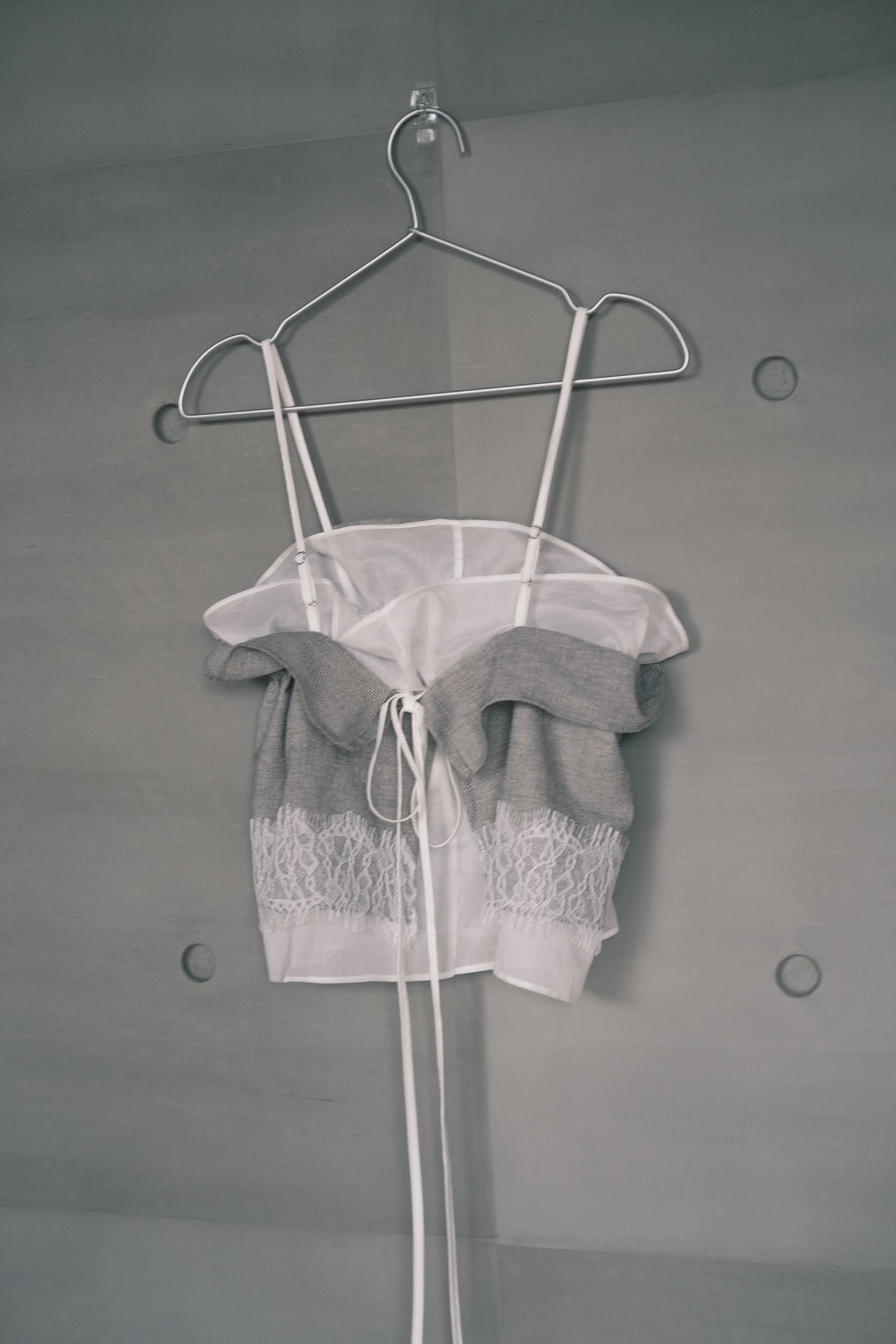 double-layer ruched crop top with lace (in-stock)
