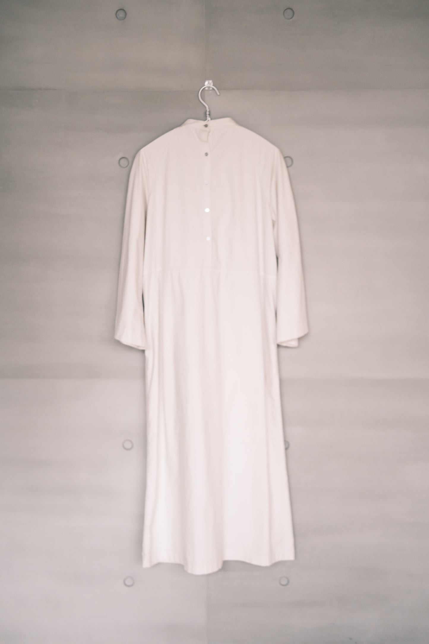 knot-draped grey long-sleeves dress (in-stock)