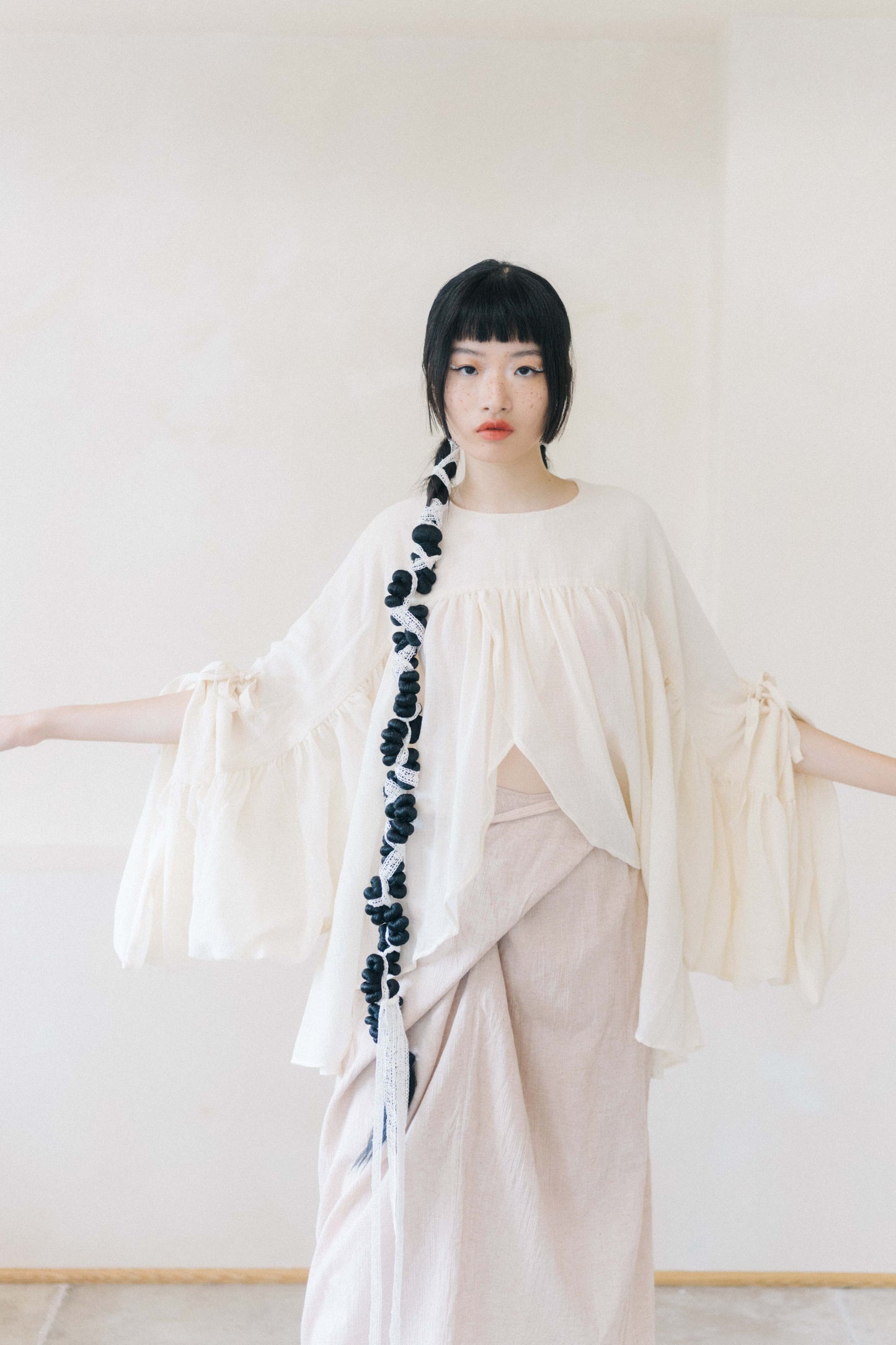 wide sleeved with gathering double layers top - beige (in-stock)