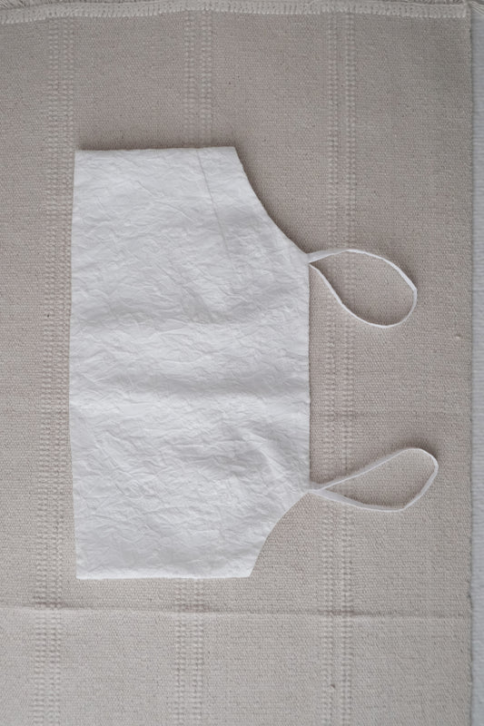 embroidery white strap tank top (only one left)