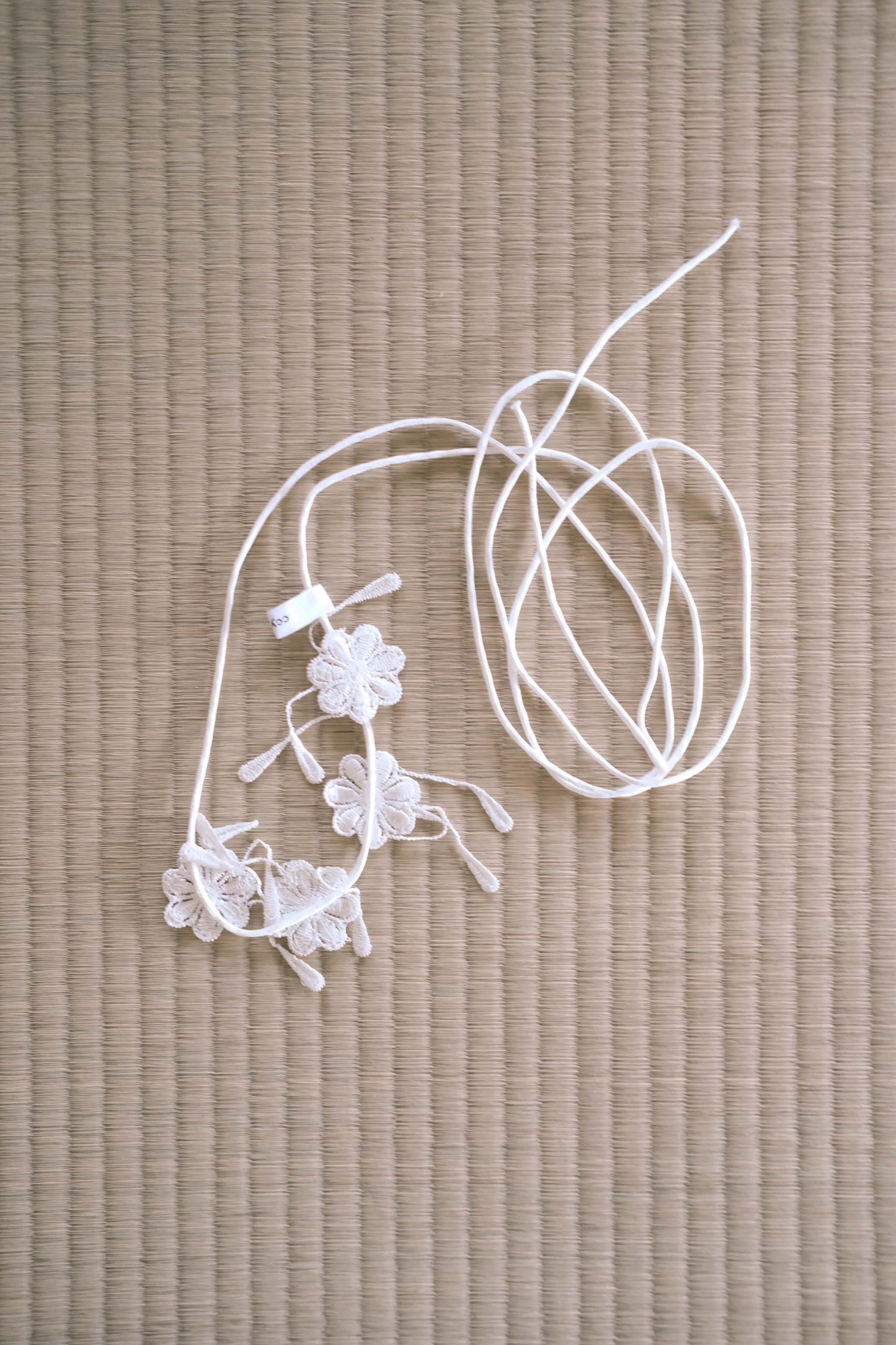lace flower rope self-tie belt - white