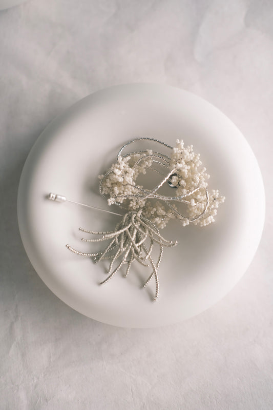 handmade beads necklace - silver snow (pre-order)