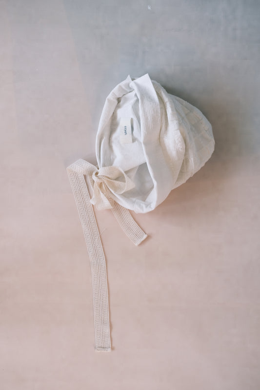 soft cloche hat - white (pre-order)