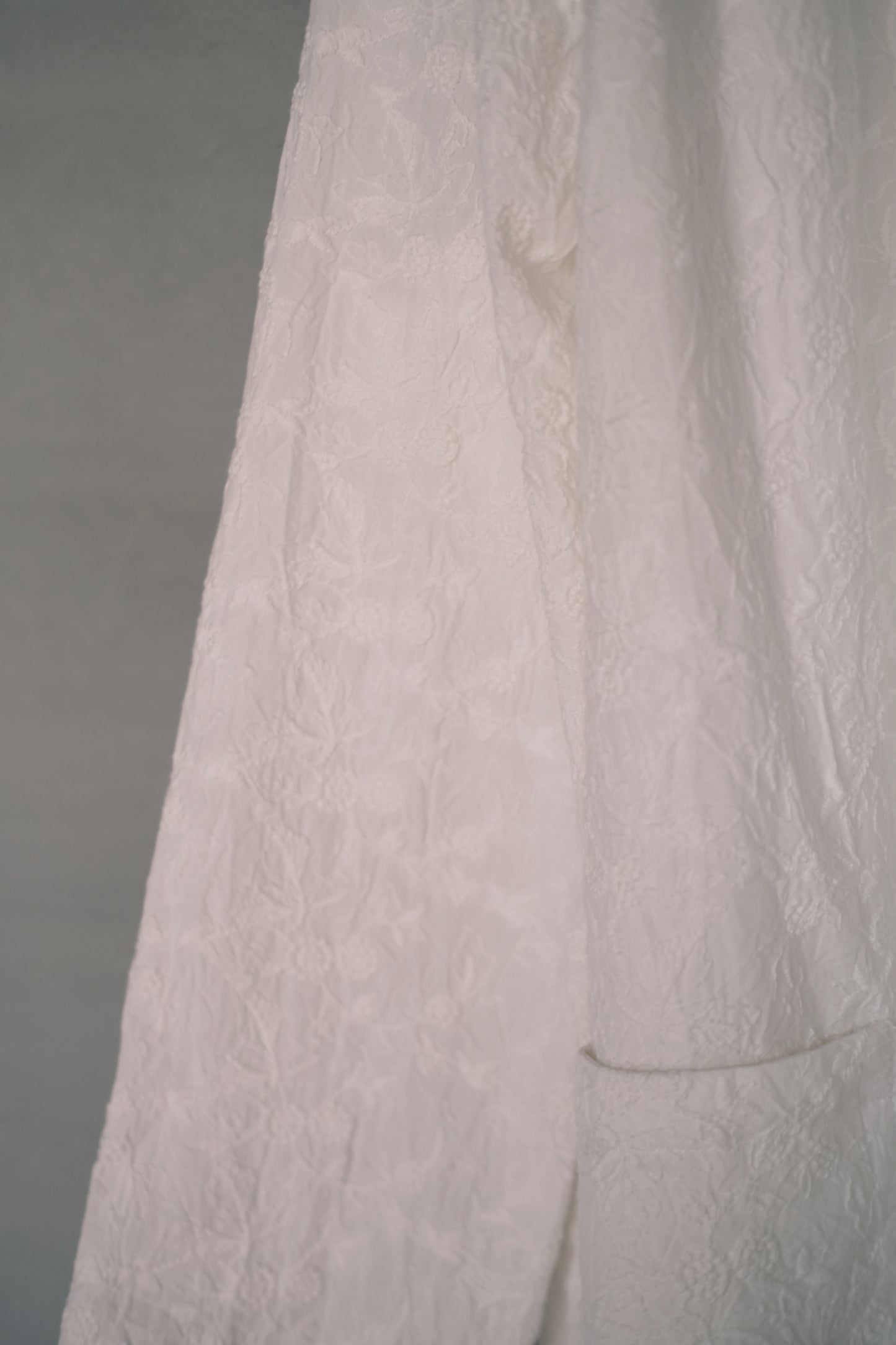 ivory embroidered jacquard mandarin jacket (limited item)