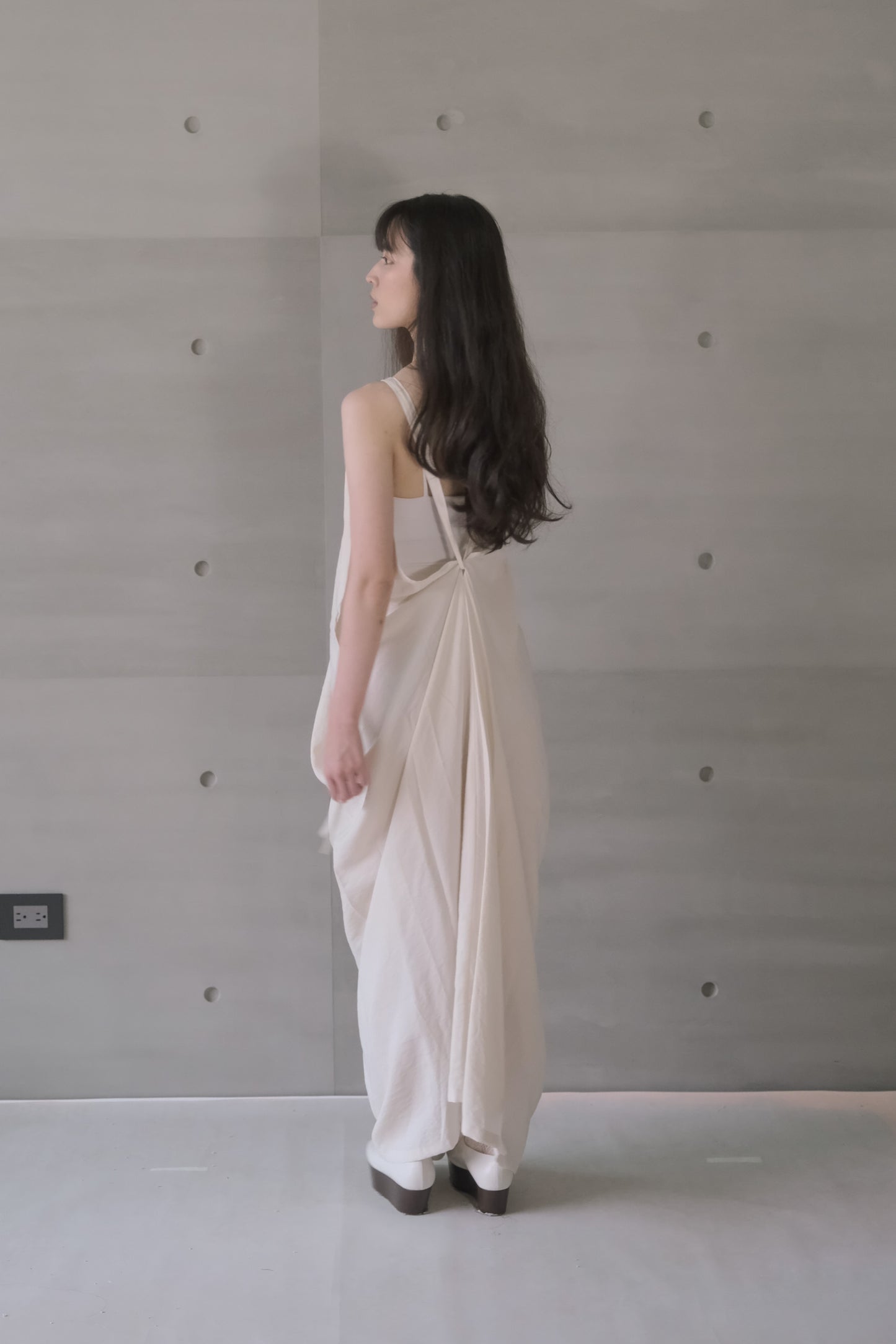 square-cut backless dress (in-stock)