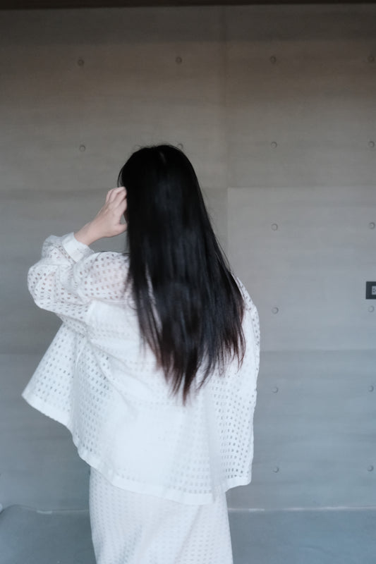 subtle checked lightweight cover (pre-order)