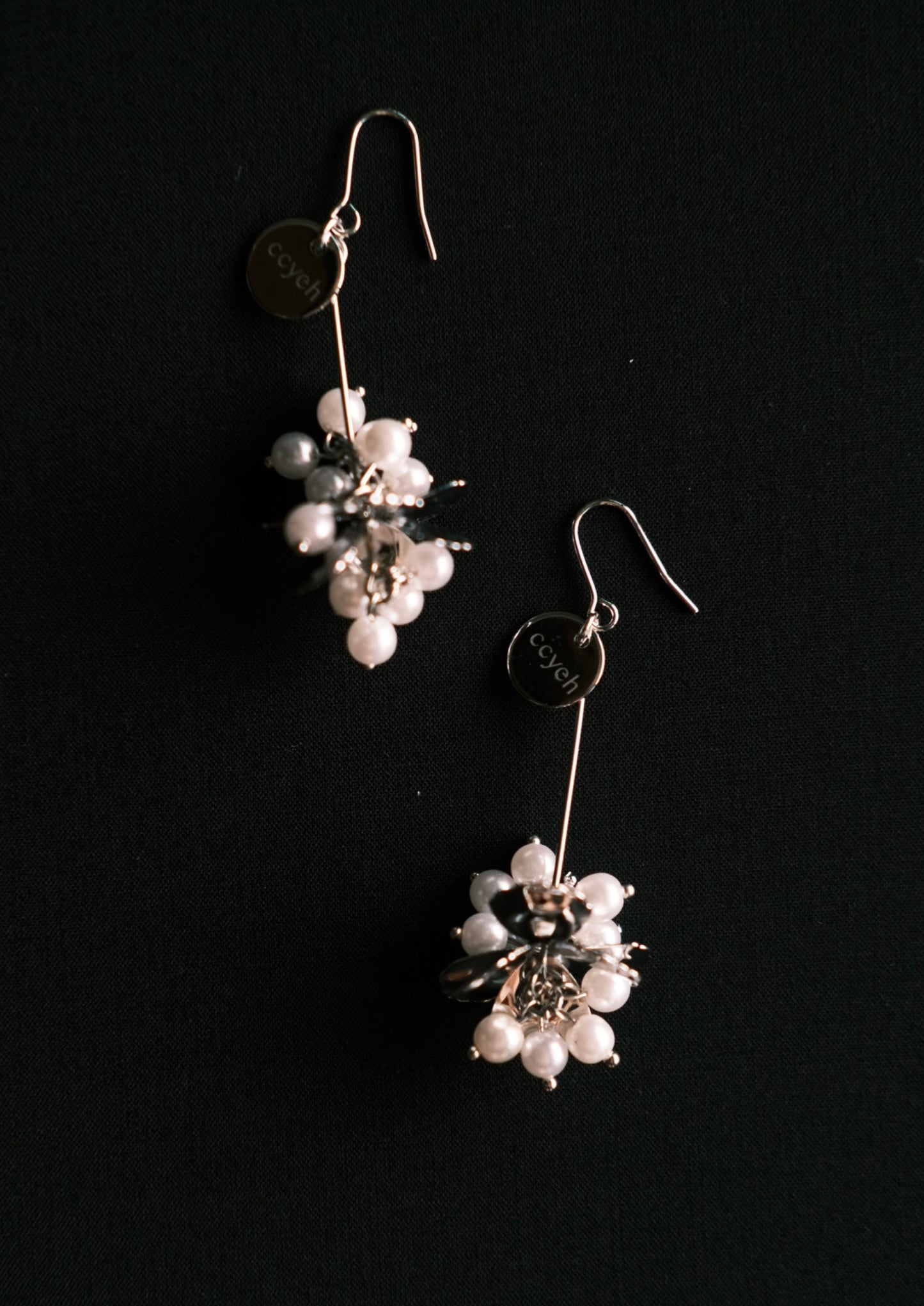 floral earring 006 (single)