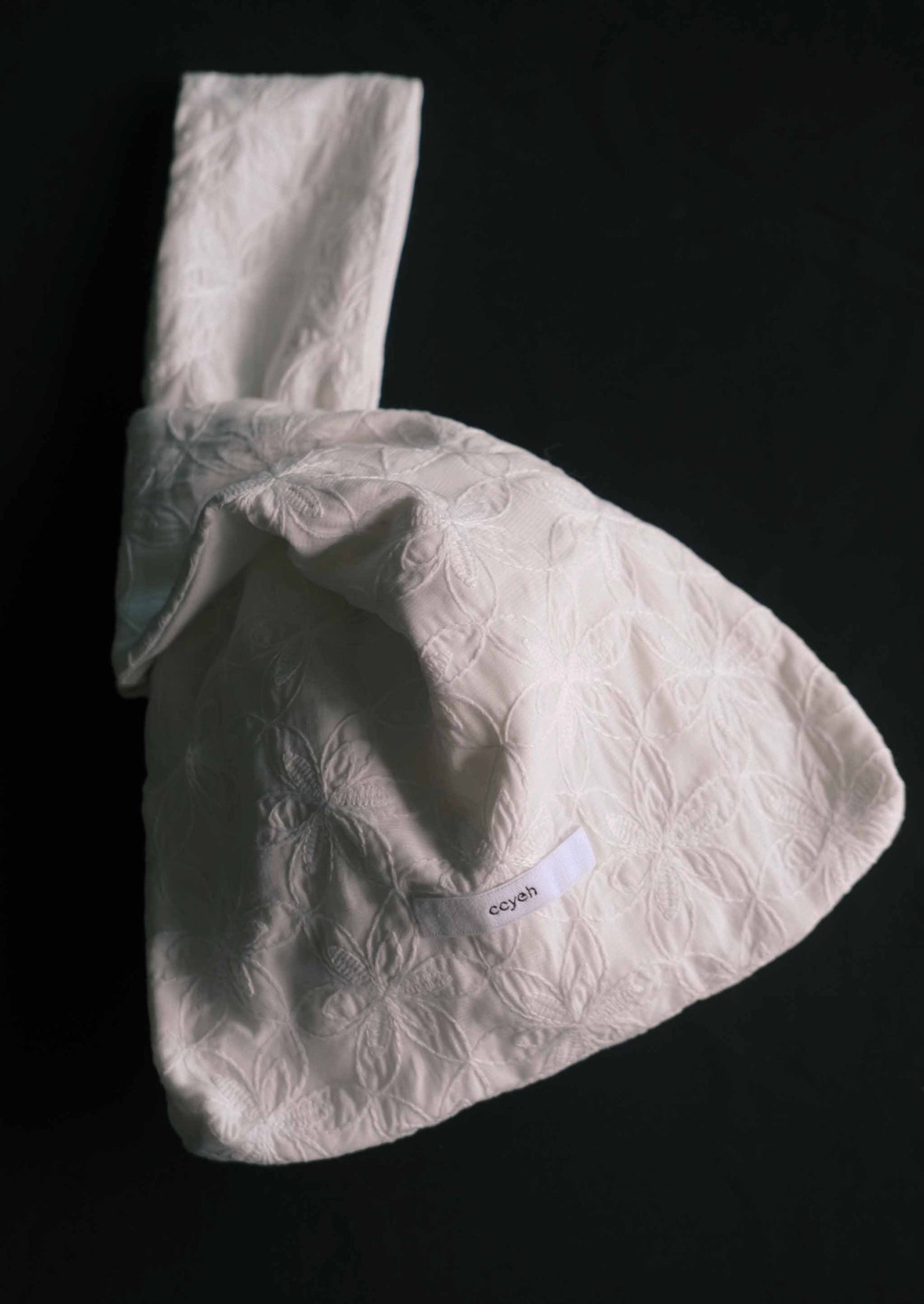 embroidered lace white bowl bag