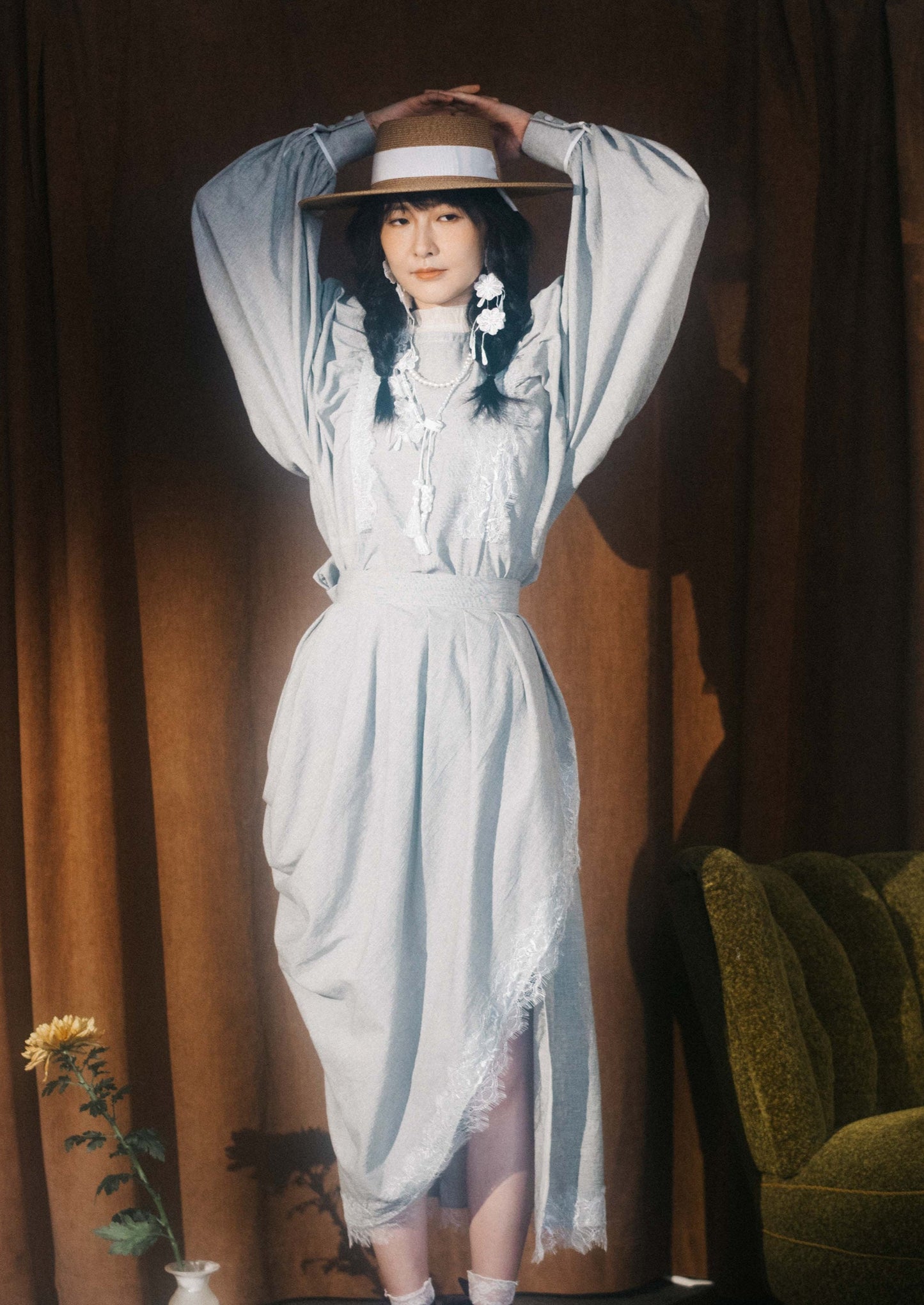 asymmetrical apron skirt with lace trims (pre-order)