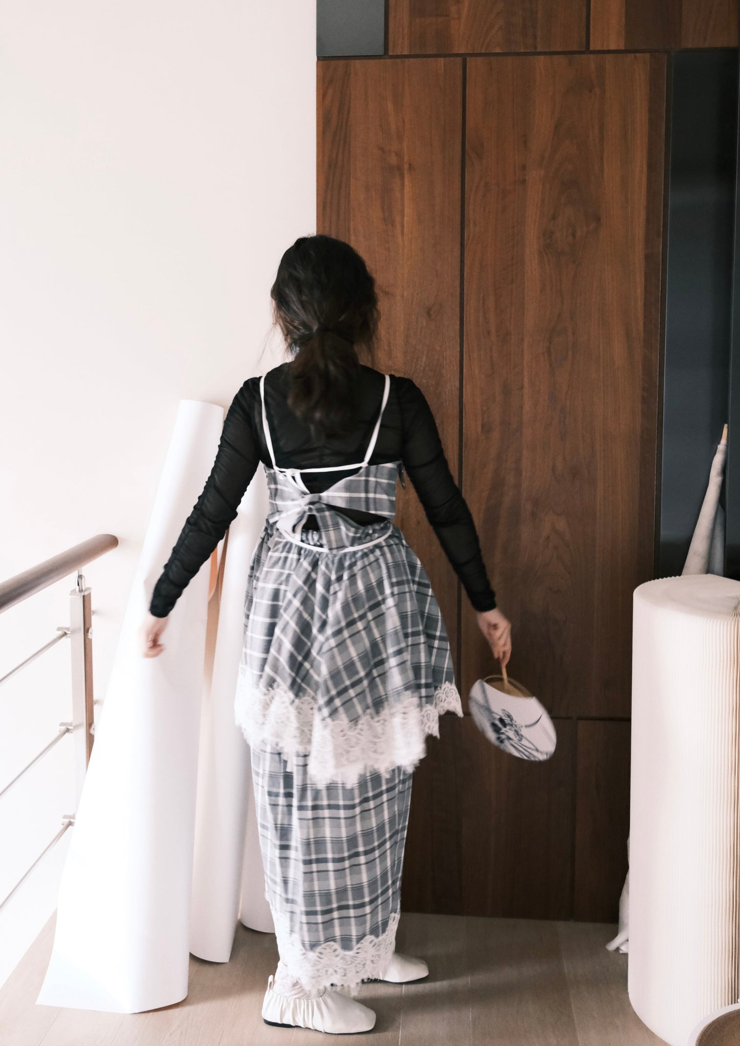 check laced-tulip midi dress