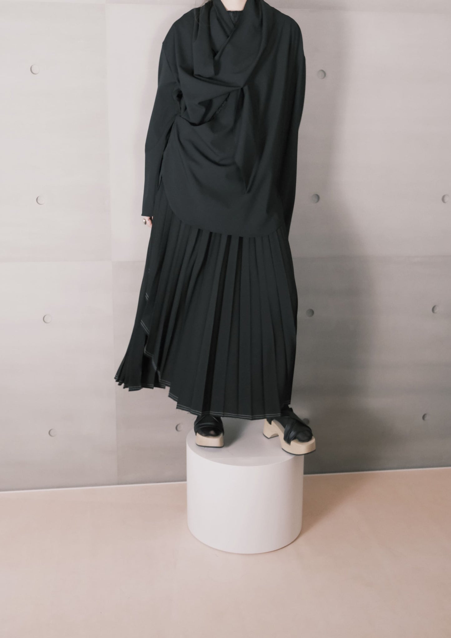 long sleeves wrap blouse - black (in-stock)