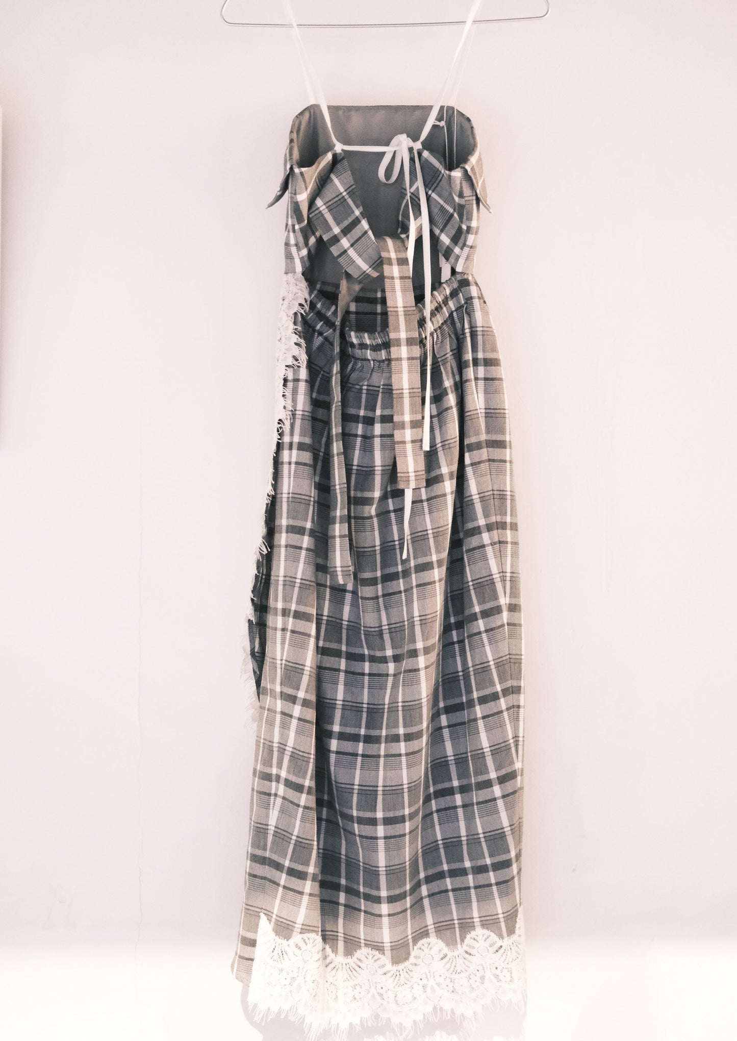 check laced-tulip midi dress