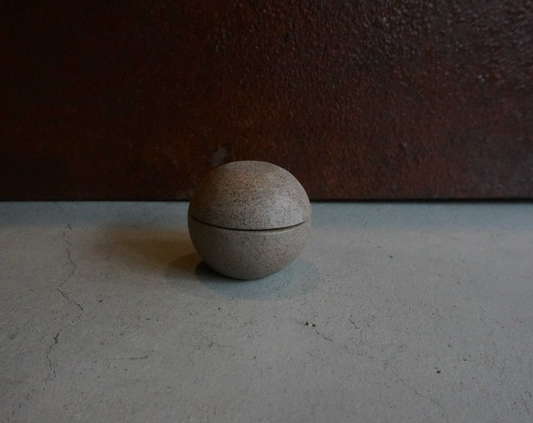 candle holder (pre-order)