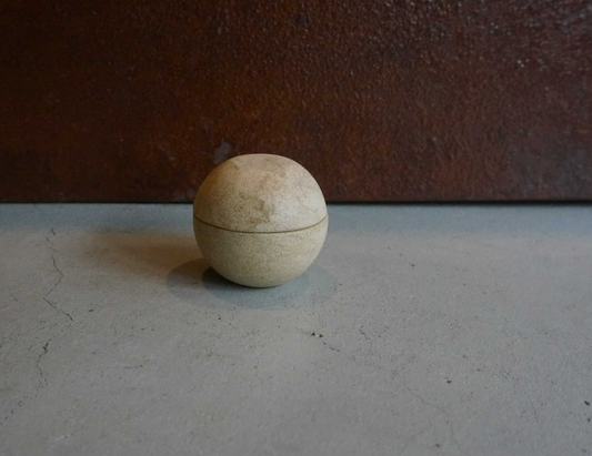 candle holder (pre-order)