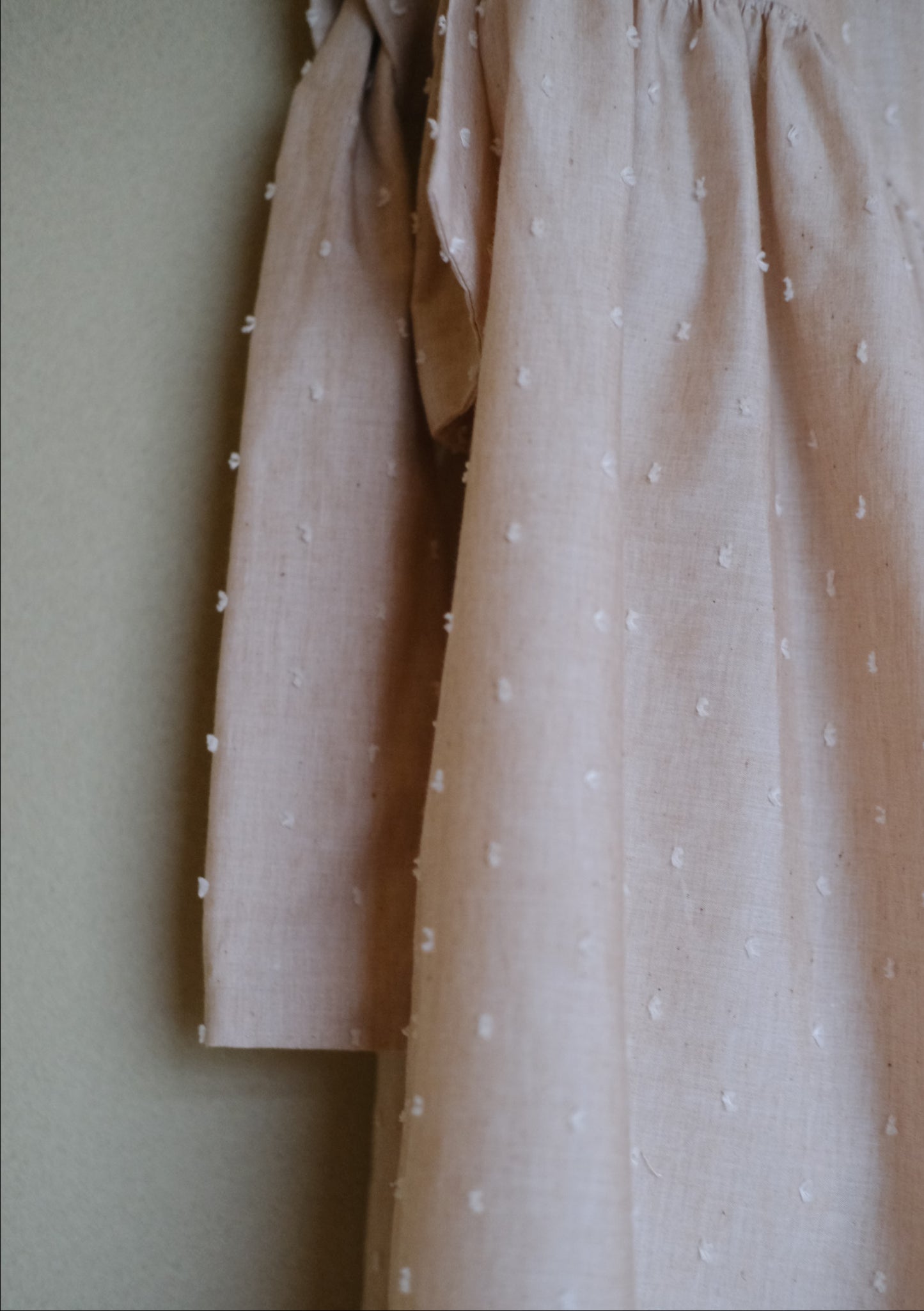 non-dyed organic asymmetric shirring dress (in-stock)