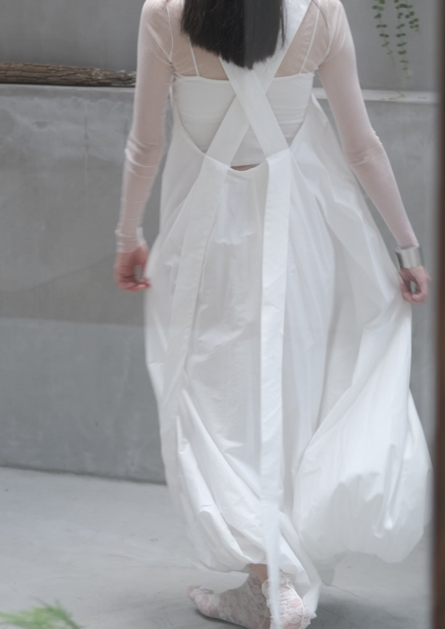 bubble hemmed sleeveless dress (in-stock)