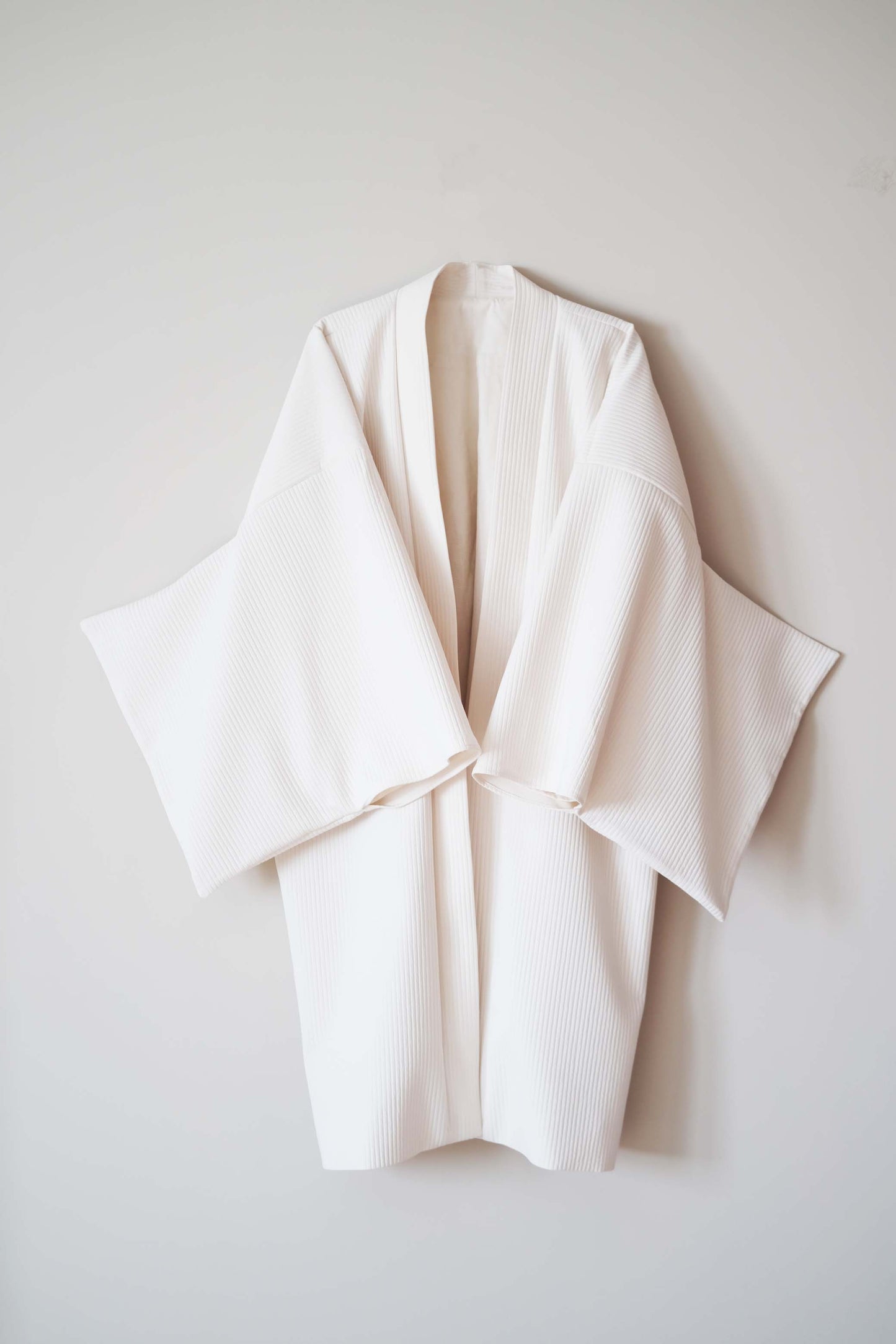 beige oversized kimono jacket （pre-order)