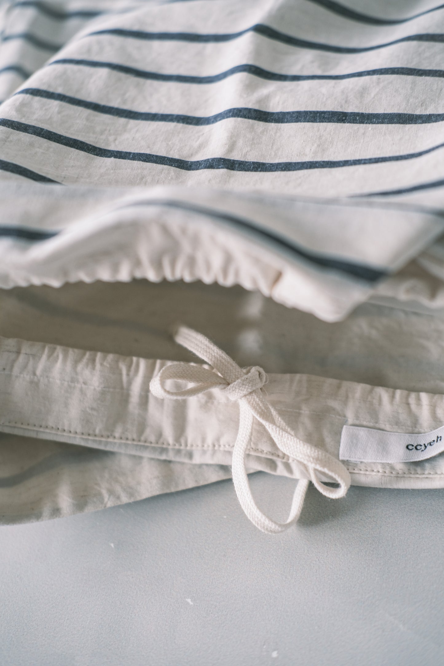 striped tie headscarf (in-stock)