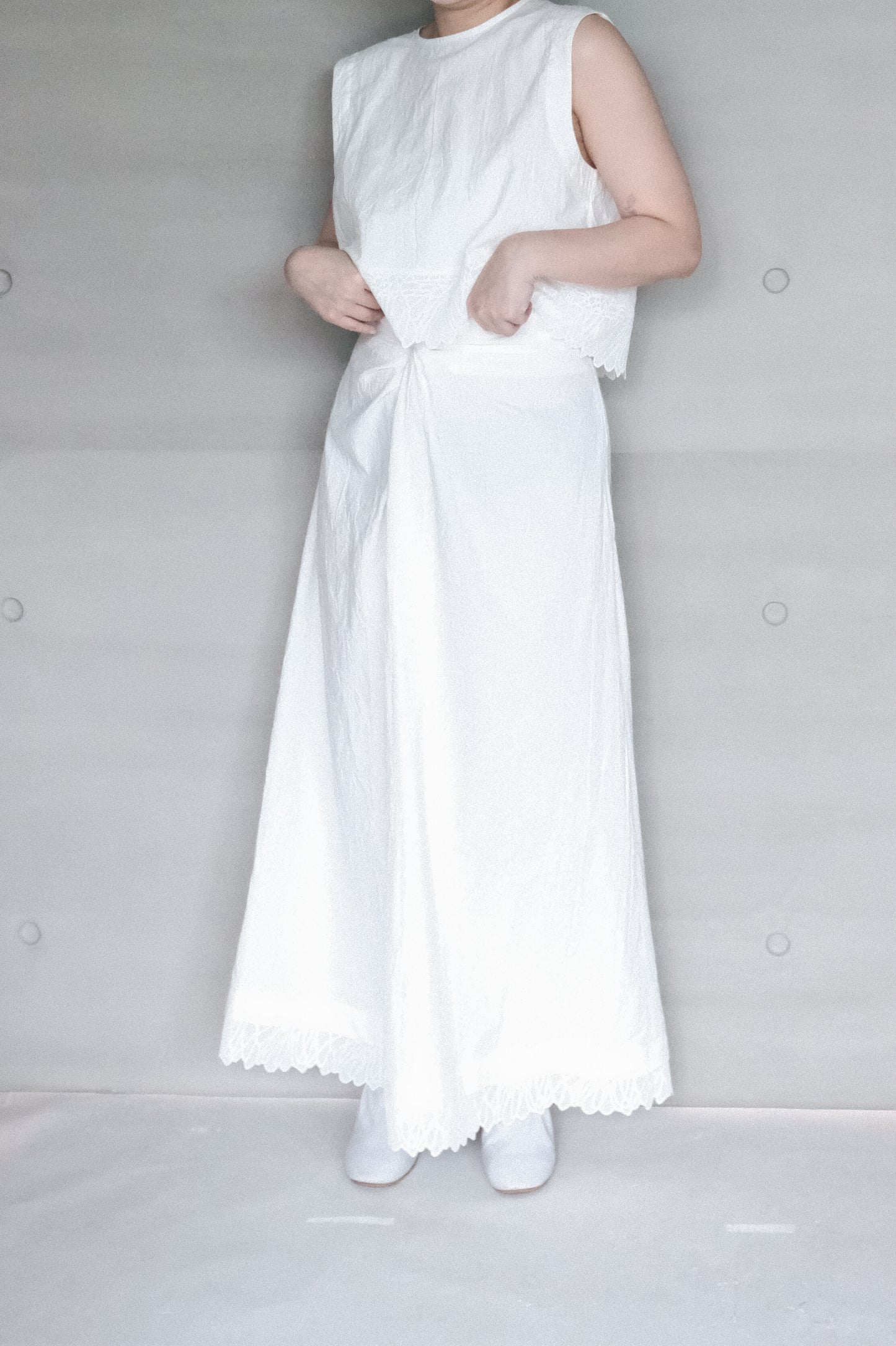pleated -cotton lace vest top