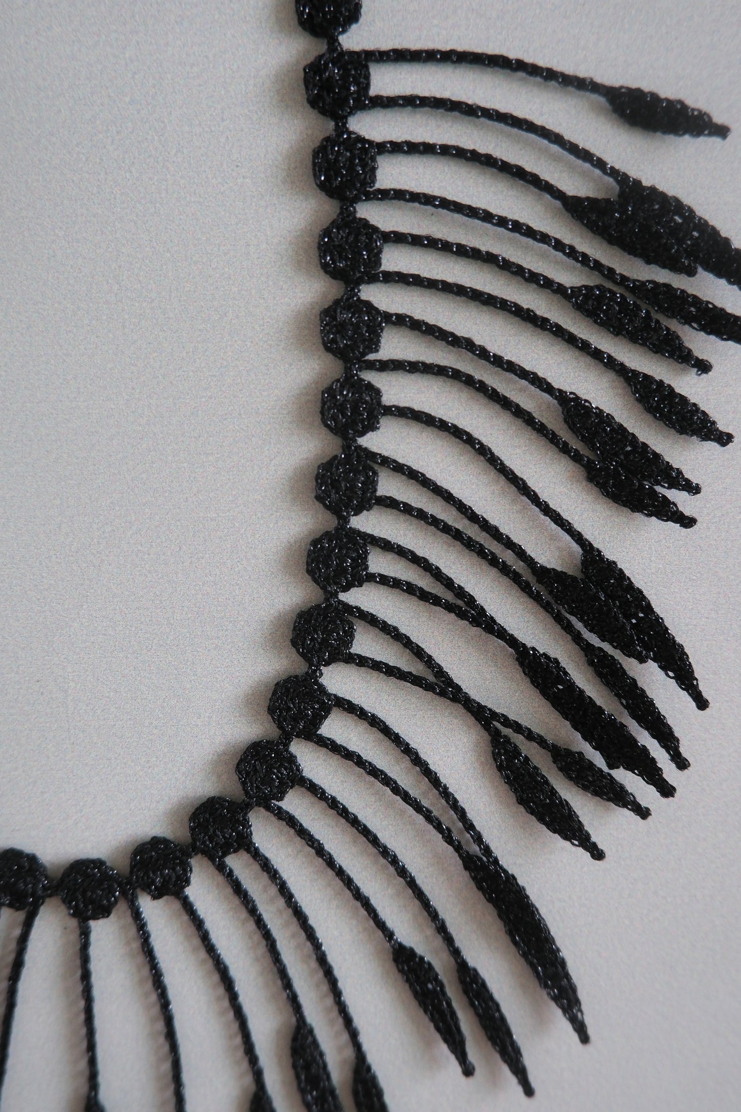 triple 000 刺繡植物項鍊 - black (in-stock)