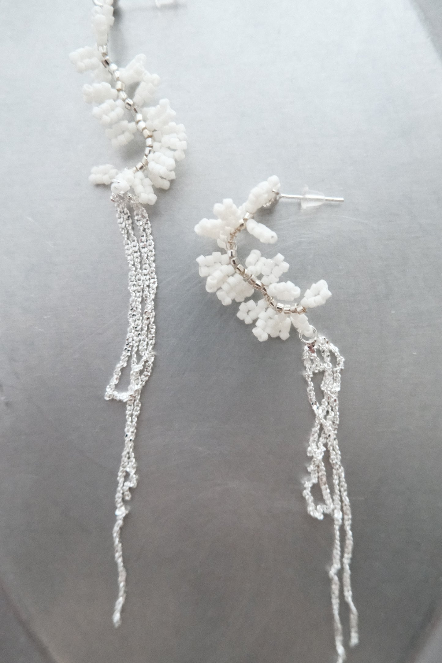 snow white handmade beads silver earrings (in-stock)