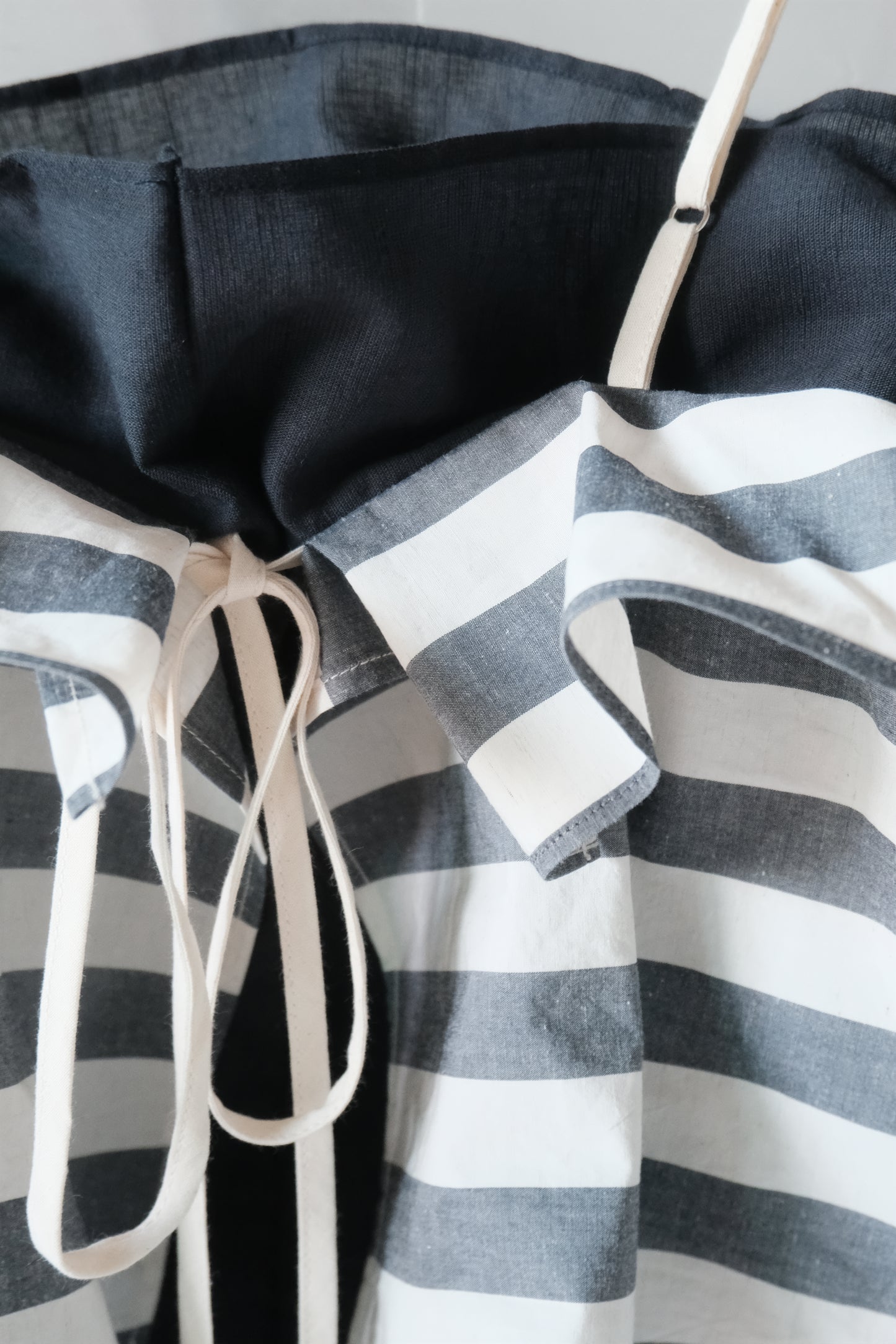 double-layer ruched crop top - navy stripe  (in-stock)