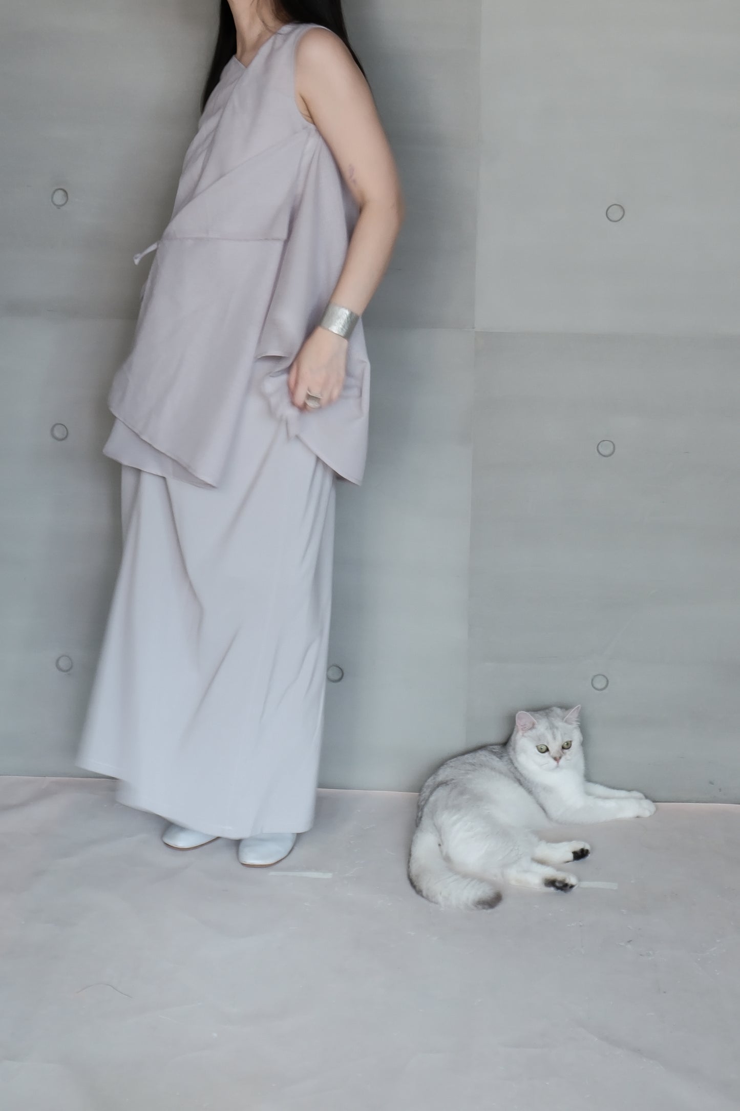 asymmetric dual-way tie vest - grey (in-stock)