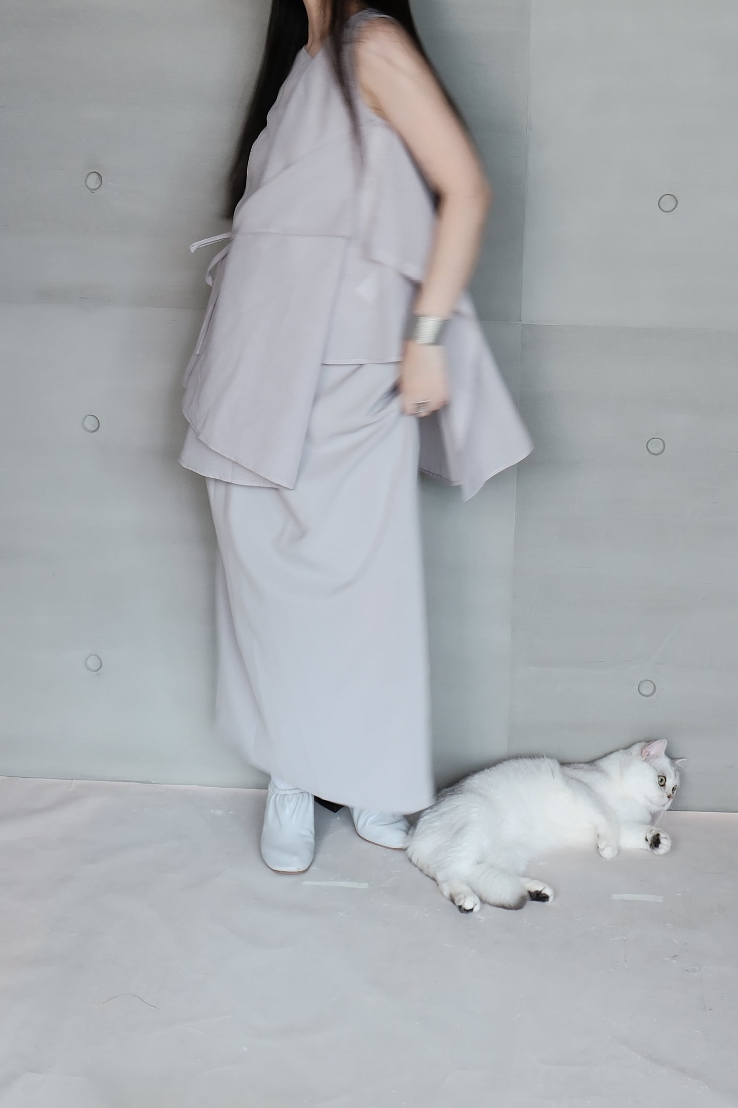 asymmetric dual-way tie vest - grey (in-stock)