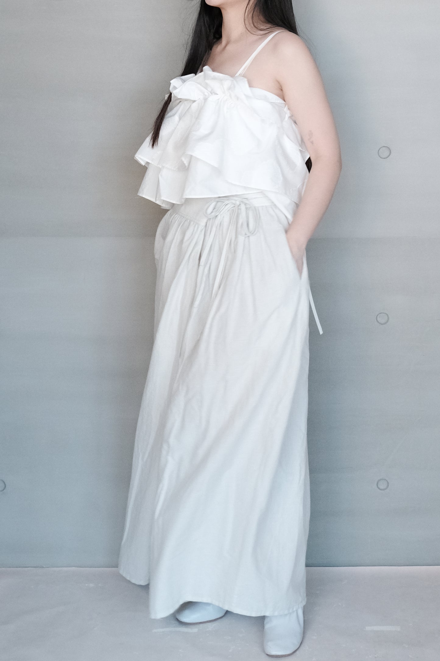double-layer ruched crop top - white  (in-stock)