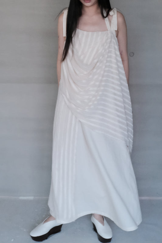 asymmetric striped halter dress（in-stock)