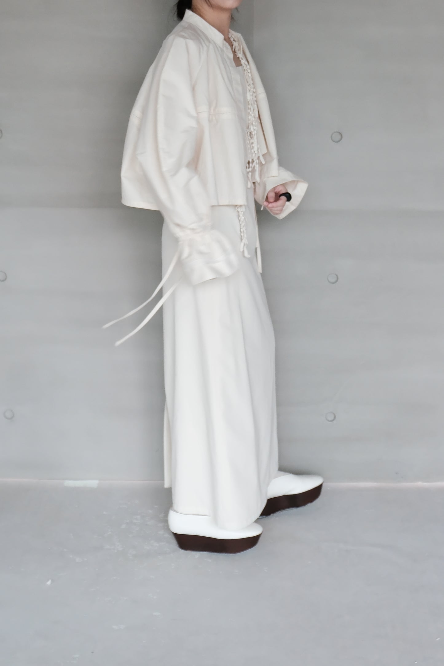 cotton-linen lace puff shirt（in-stock)