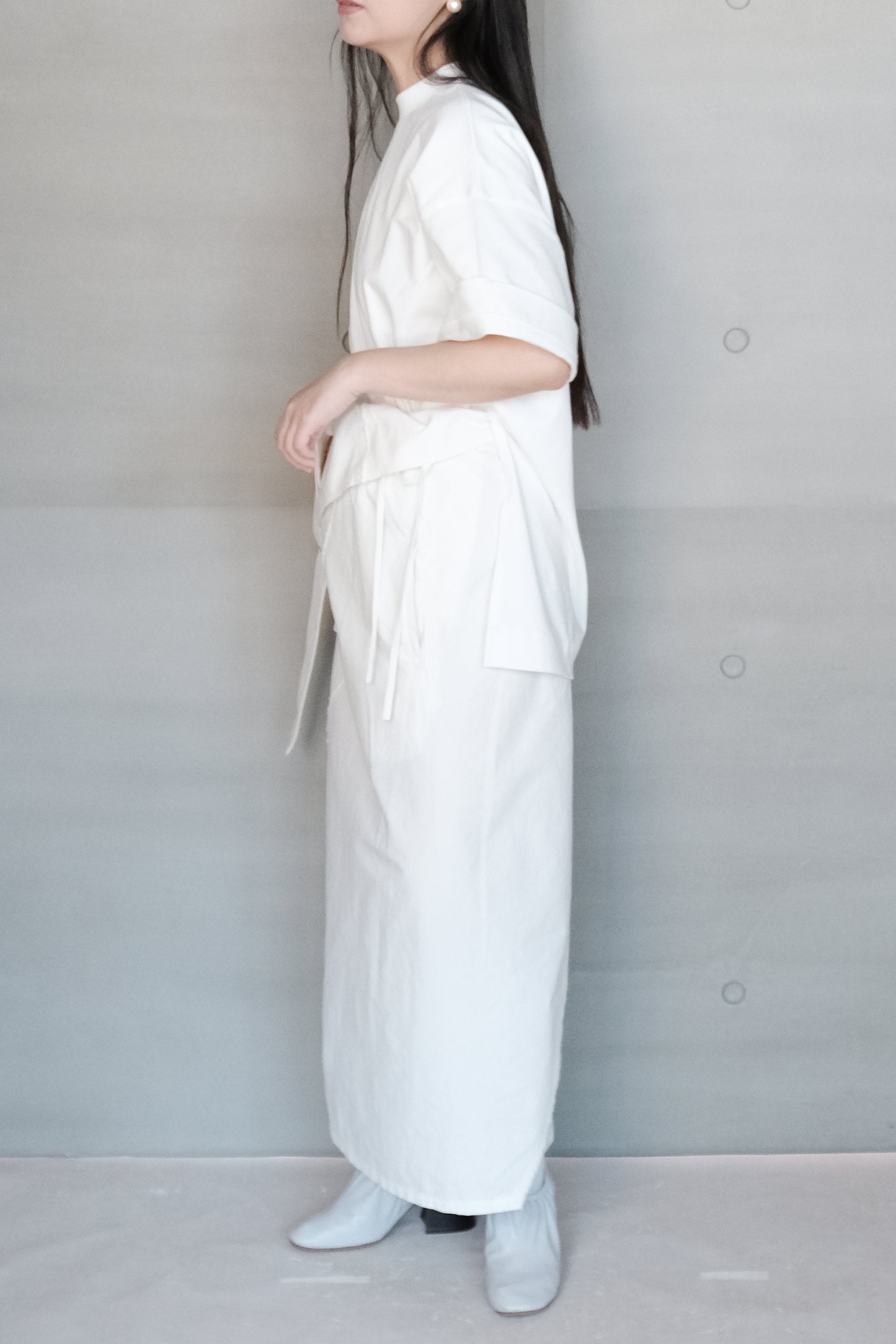 embroidered logo white t-shirt