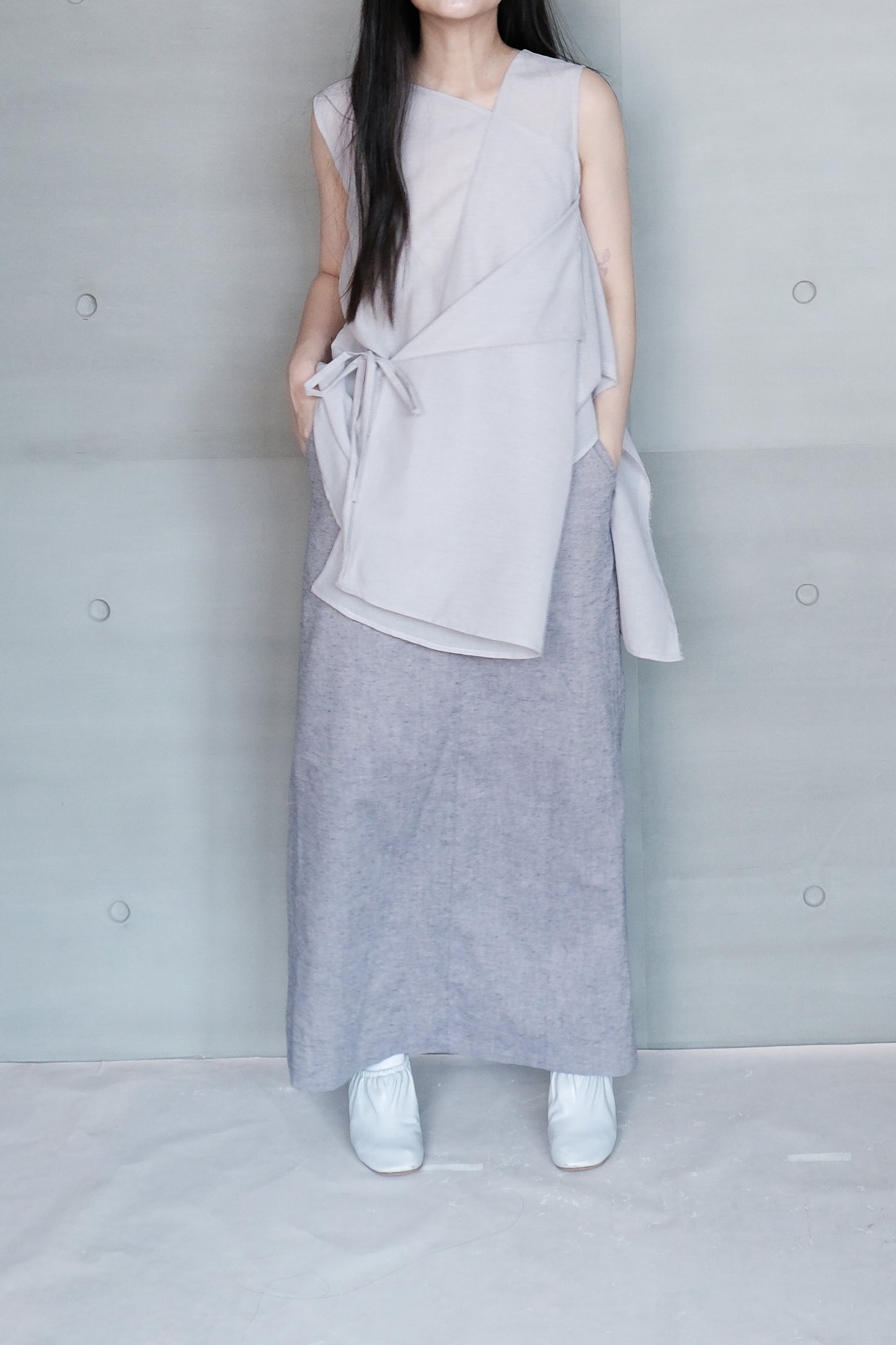 textured denim straight skirt - purple ( limited item)