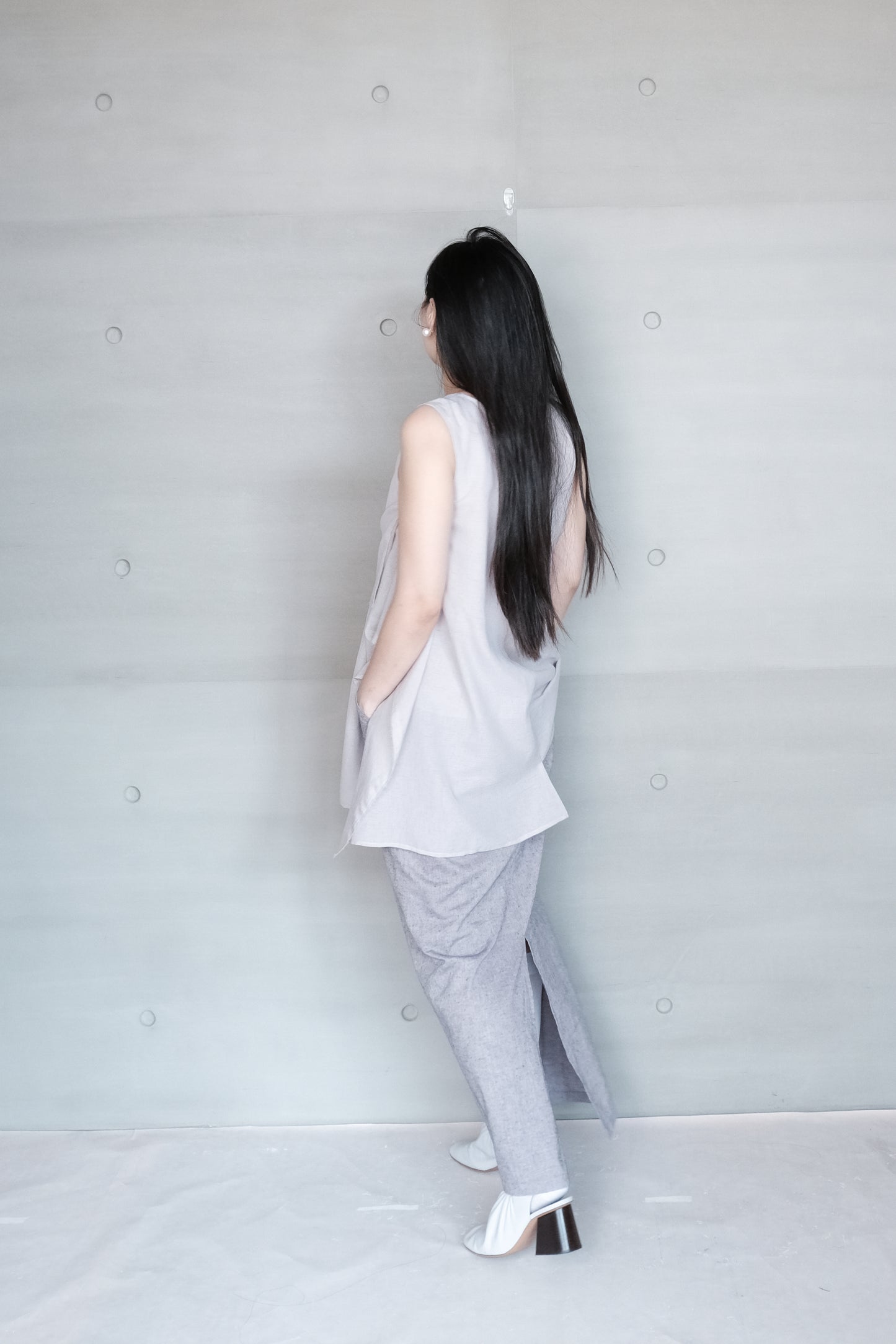 textured denim straight skirt - purple ( limited item)