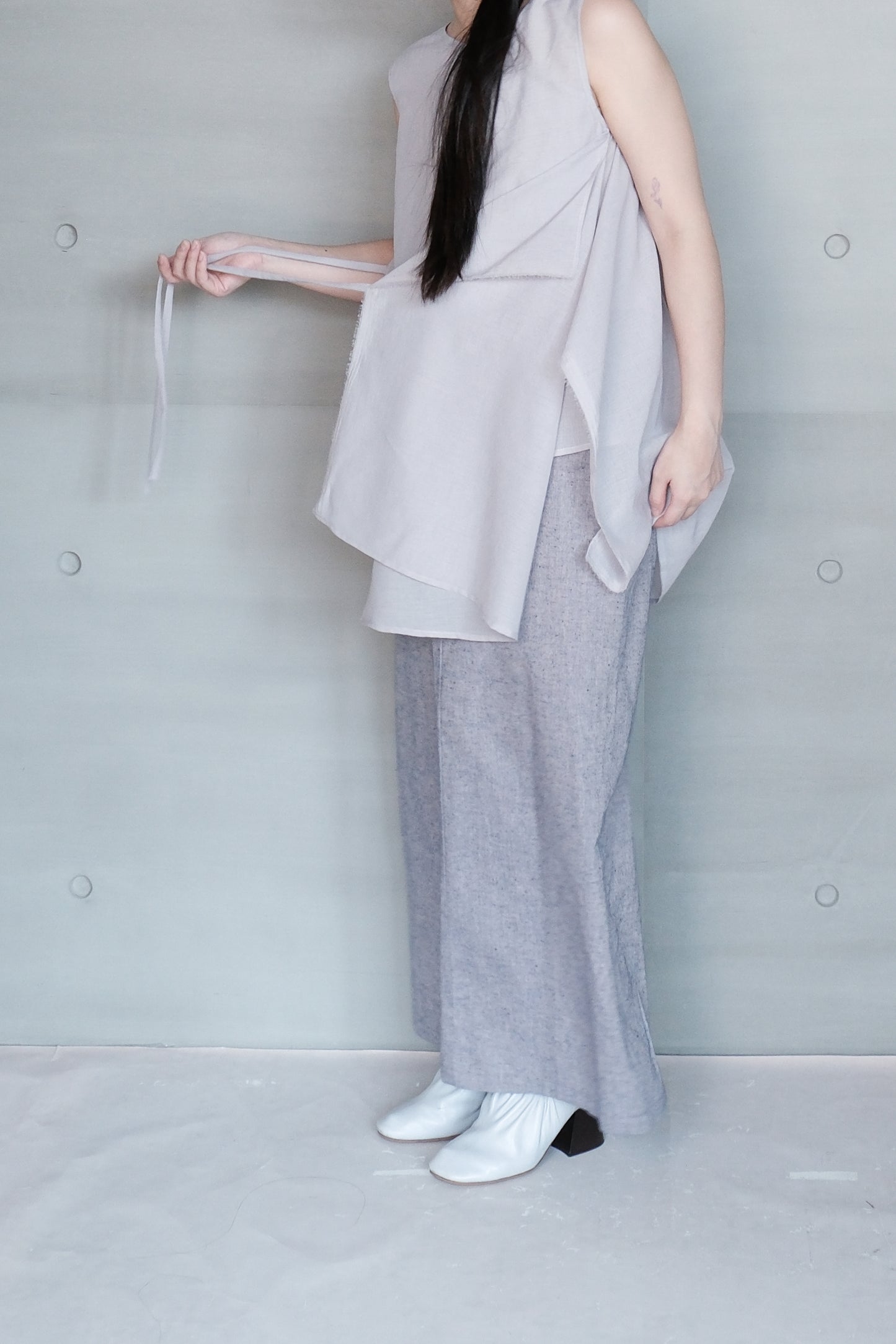 textured denim straight skirt - purple ( limited item)