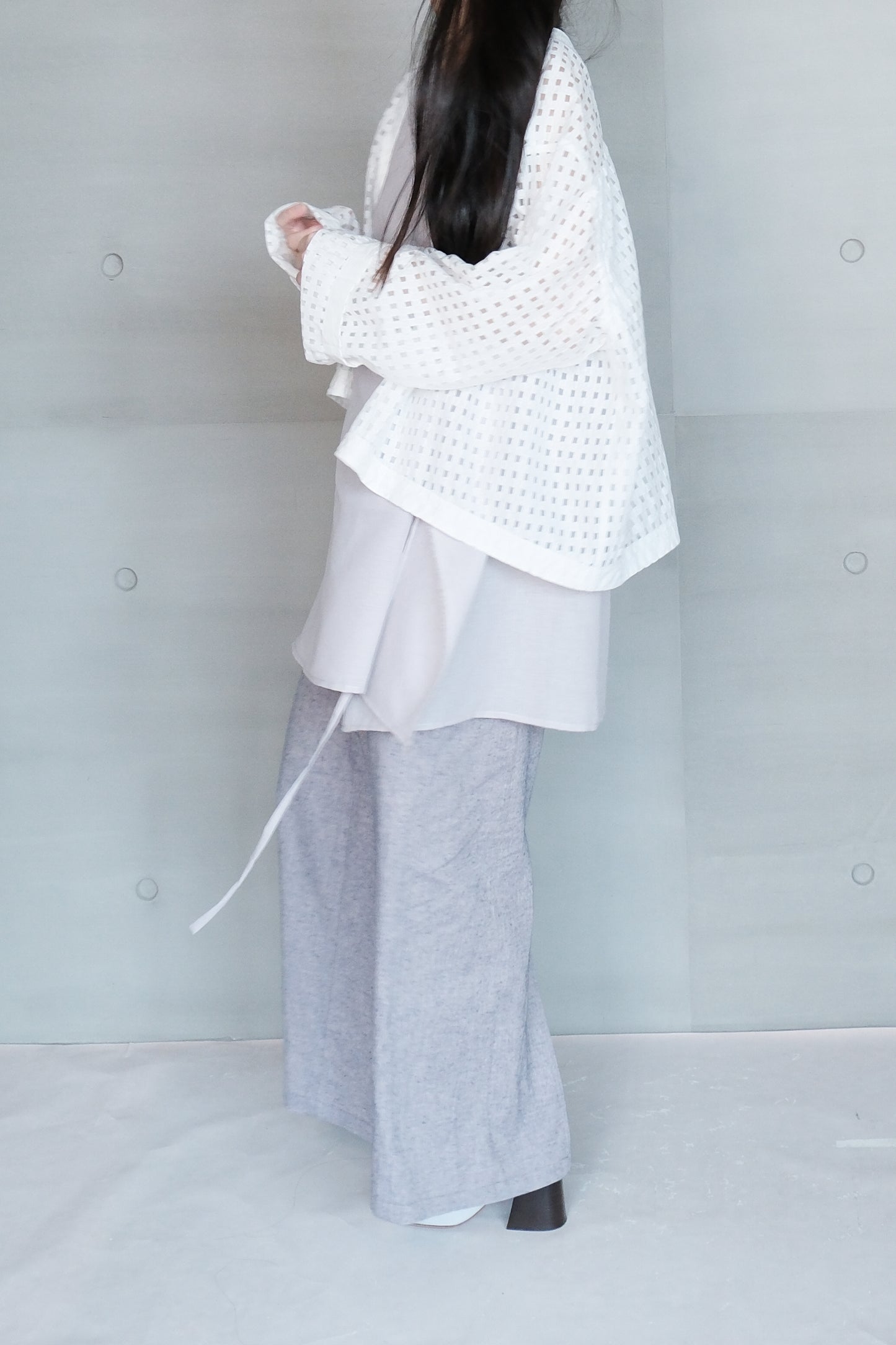 subtle checked lightweight cover (in-stock)