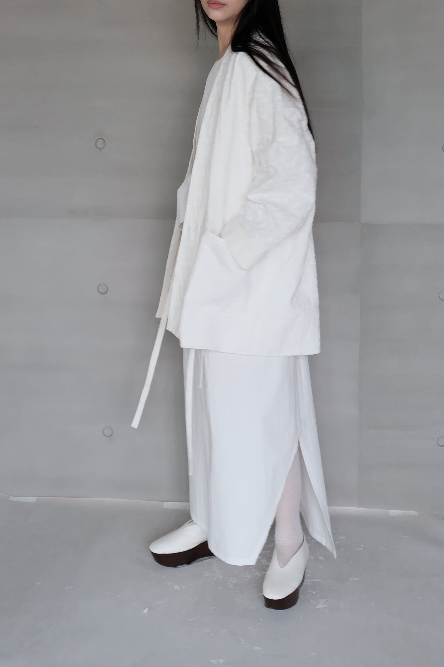 asymmetric folded line strap dress - white（pre-order)