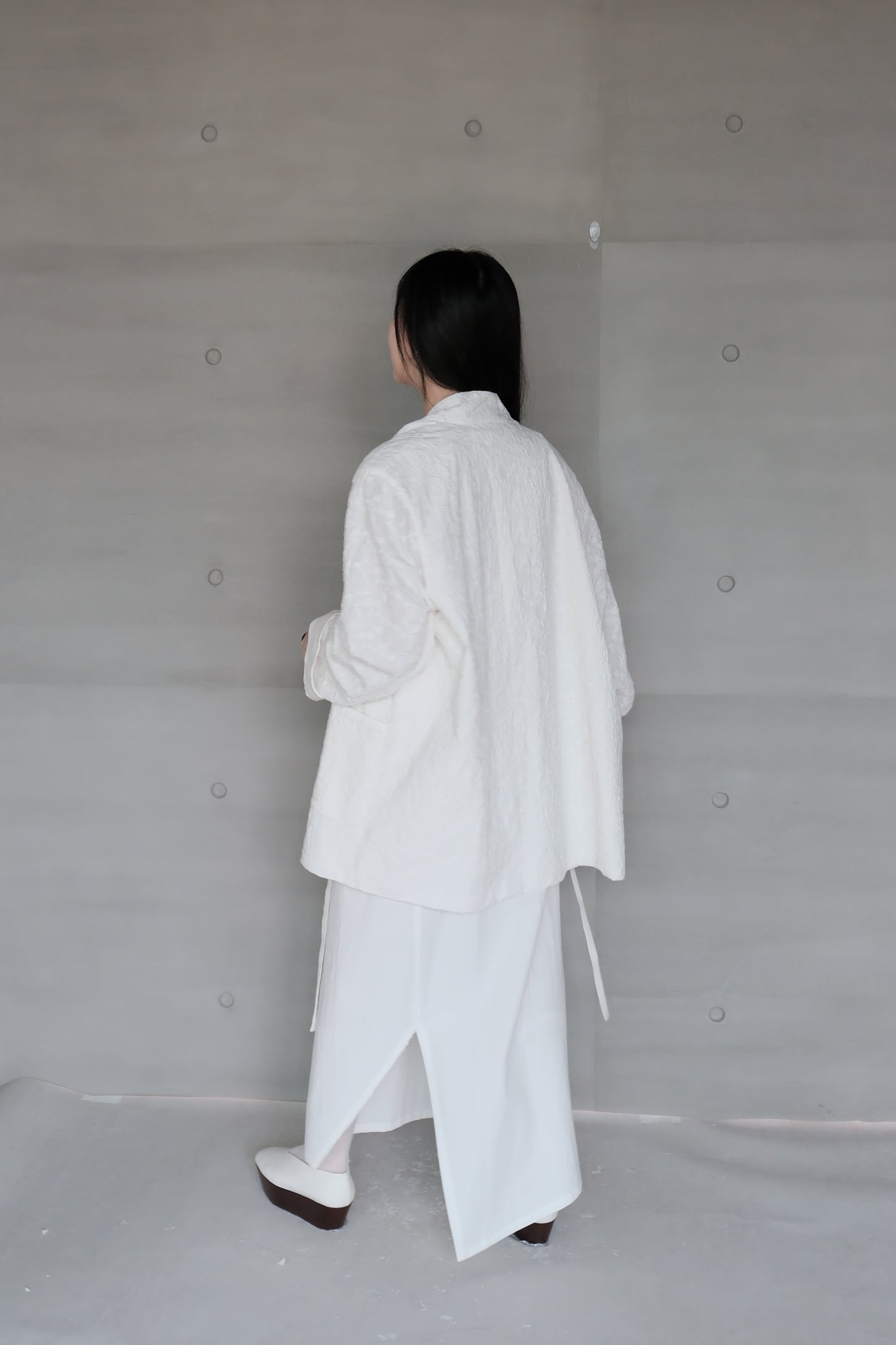 asymmetric folded line strap dress - white（pre-order)